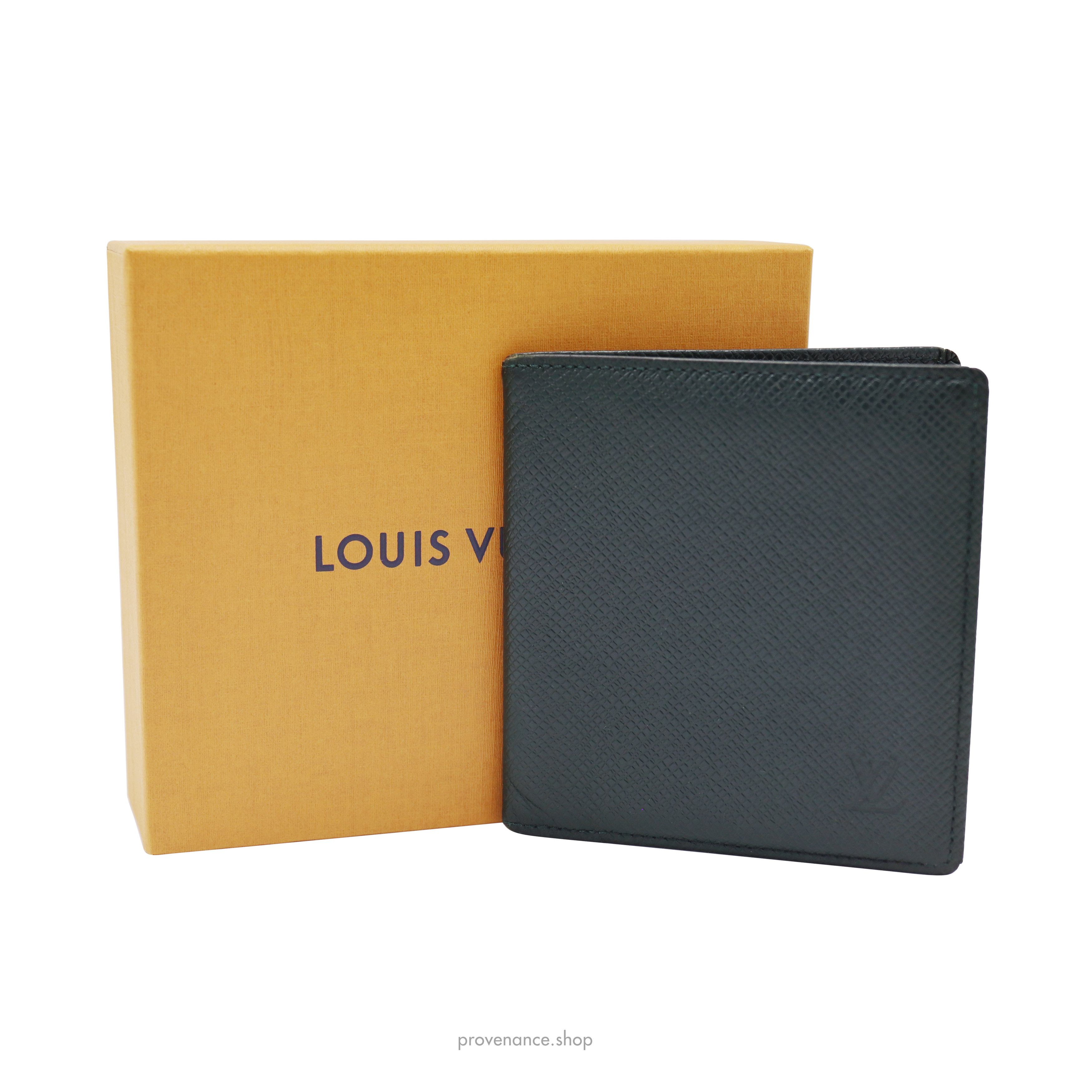 Louis Vuitton 🔴 ID Bifold Wallet - Epicea Green Taiga Leather Size ONE SIZE - 1 Thumbnail