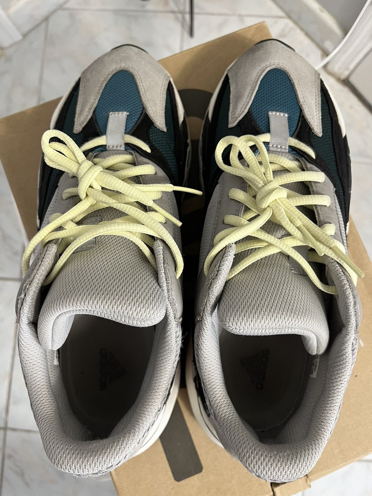 Adidas × Kanye West 🔥 Yeezy Boost 700 Wave Runner 2017 Size US 10.5 / EU 43-44 - 5 Thumbnail