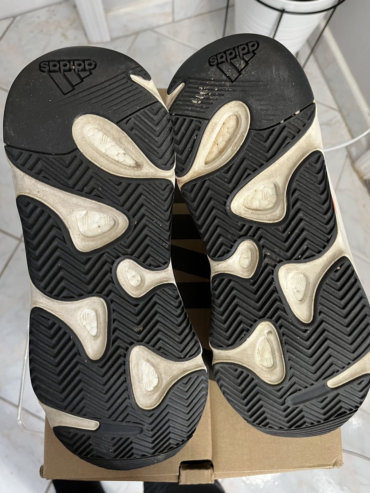 Adidas × Kanye West 🔥 Yeezy Boost 700 Wave Runner 2017 Size US 10.5 / EU 43-44 - 7 Thumbnail