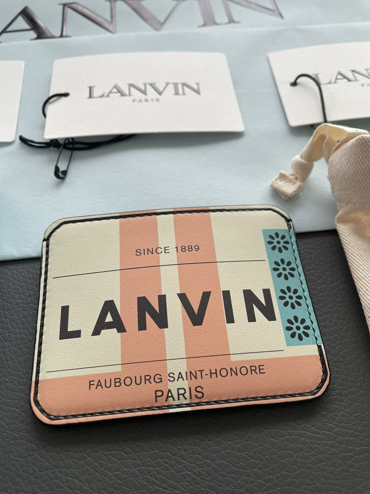 Lanvin RARE Runway Brand NEW Iconic Lanvin Logo Leather Cardholder Size ONE SIZE - 12 Thumbnail