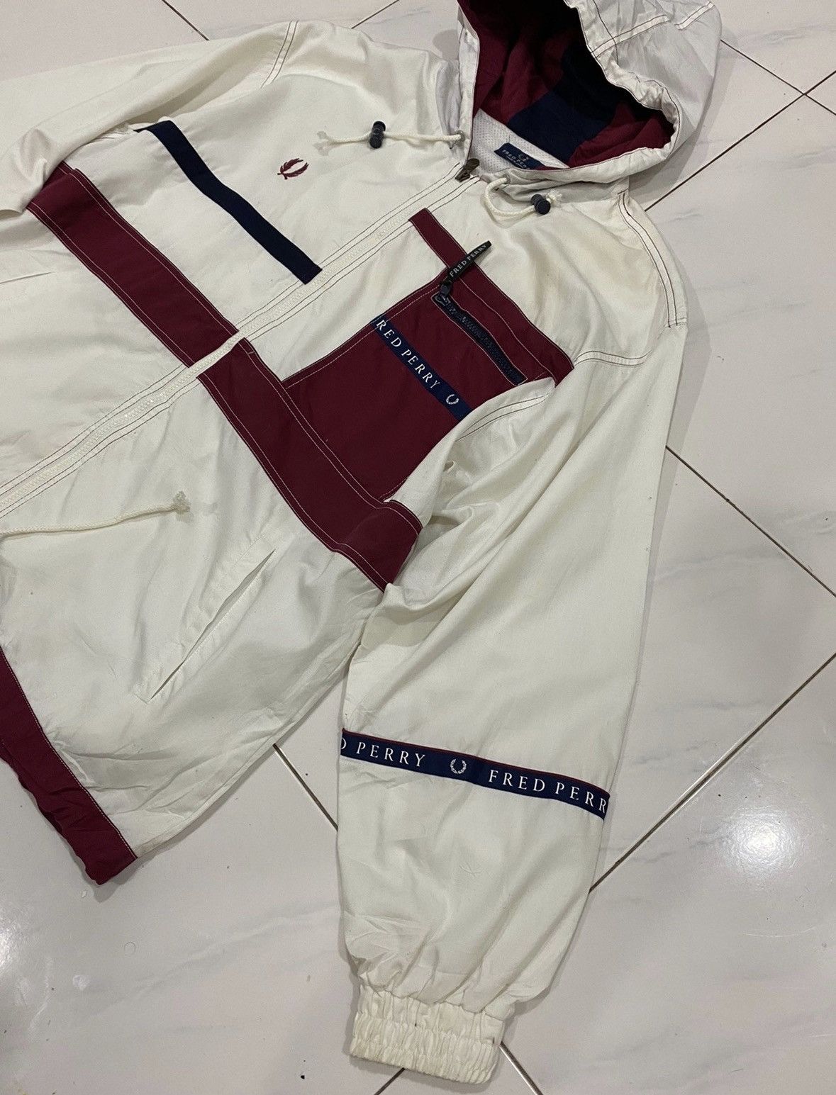 Fred Perry RARE VTG Fred Perry Tape Windbreaker Jacket Size US L / EU 52-54 / 3 - 4 Thumbnail