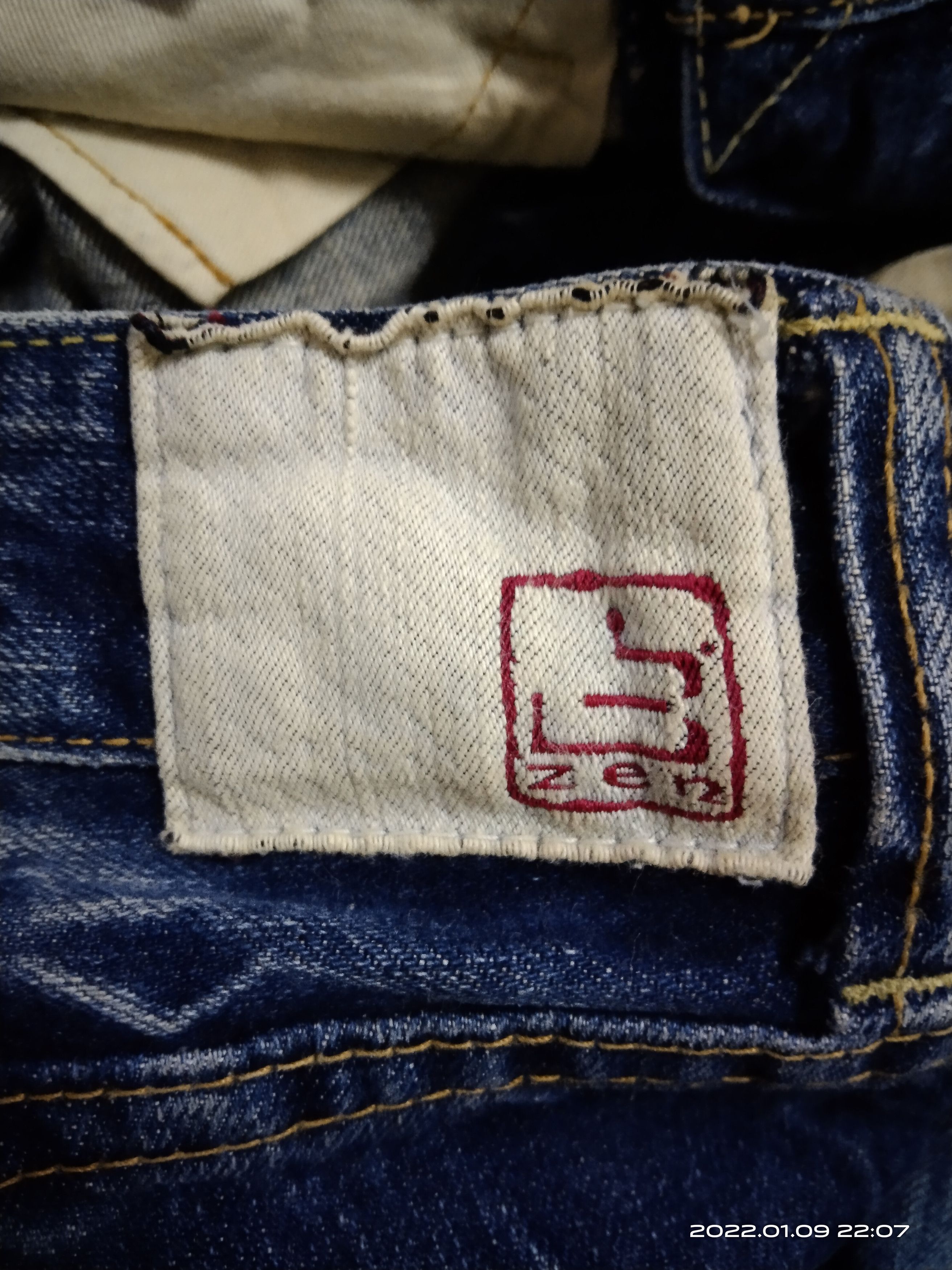 Japanese Brand JAPANESE BRAND ZEN DiSTRESSED BOOCUT WASHED BLUE PANTS Size US 30 / EU 46 - 7 Thumbnail