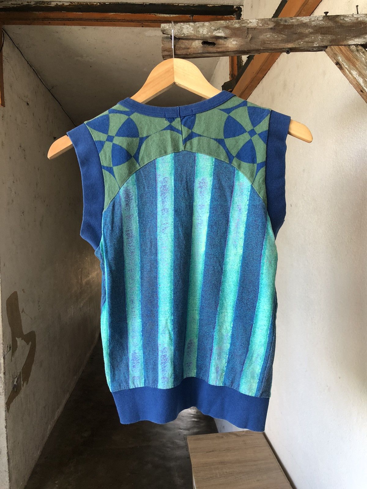 CABANE de ZUCCa Rare❗️Zucca by Issey Miyake Crop Top Vest Size M / US 6-8 / IT 42-44 - 2 Thumbnail