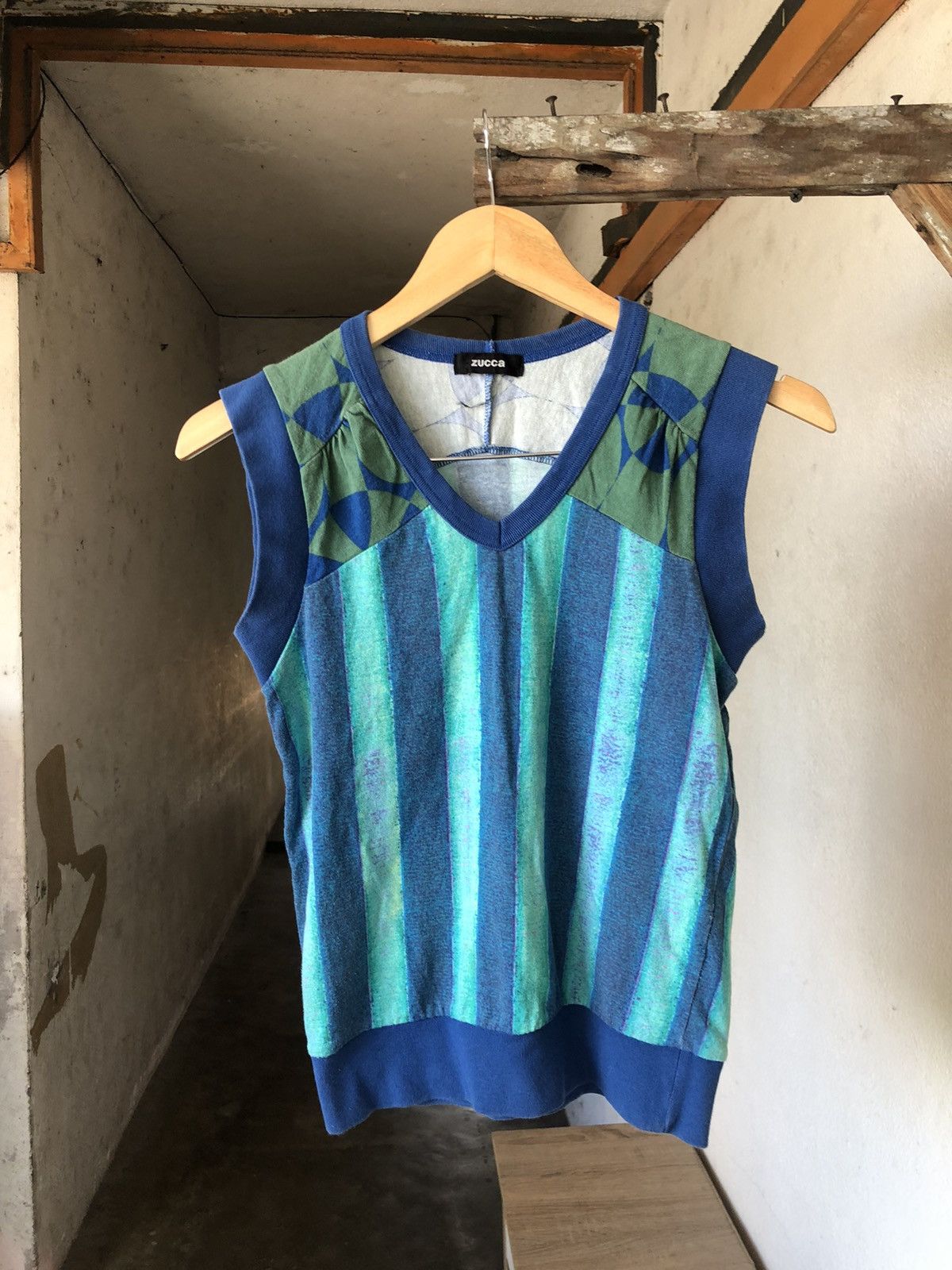 CABANE de ZUCCa Rare❗️Zucca by Issey Miyake Crop Top Vest Size M / US 6-8 / IT 42-44 - 5 Thumbnail