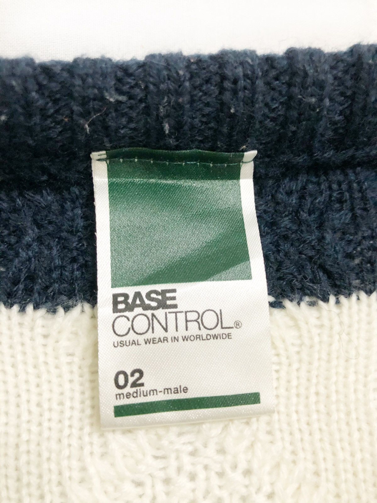 BASE CONTROL 🔥Kurt style 🔥Base Control Knit border crewneck Size US M / EU 48-50 / 2 - 13 Thumbnail