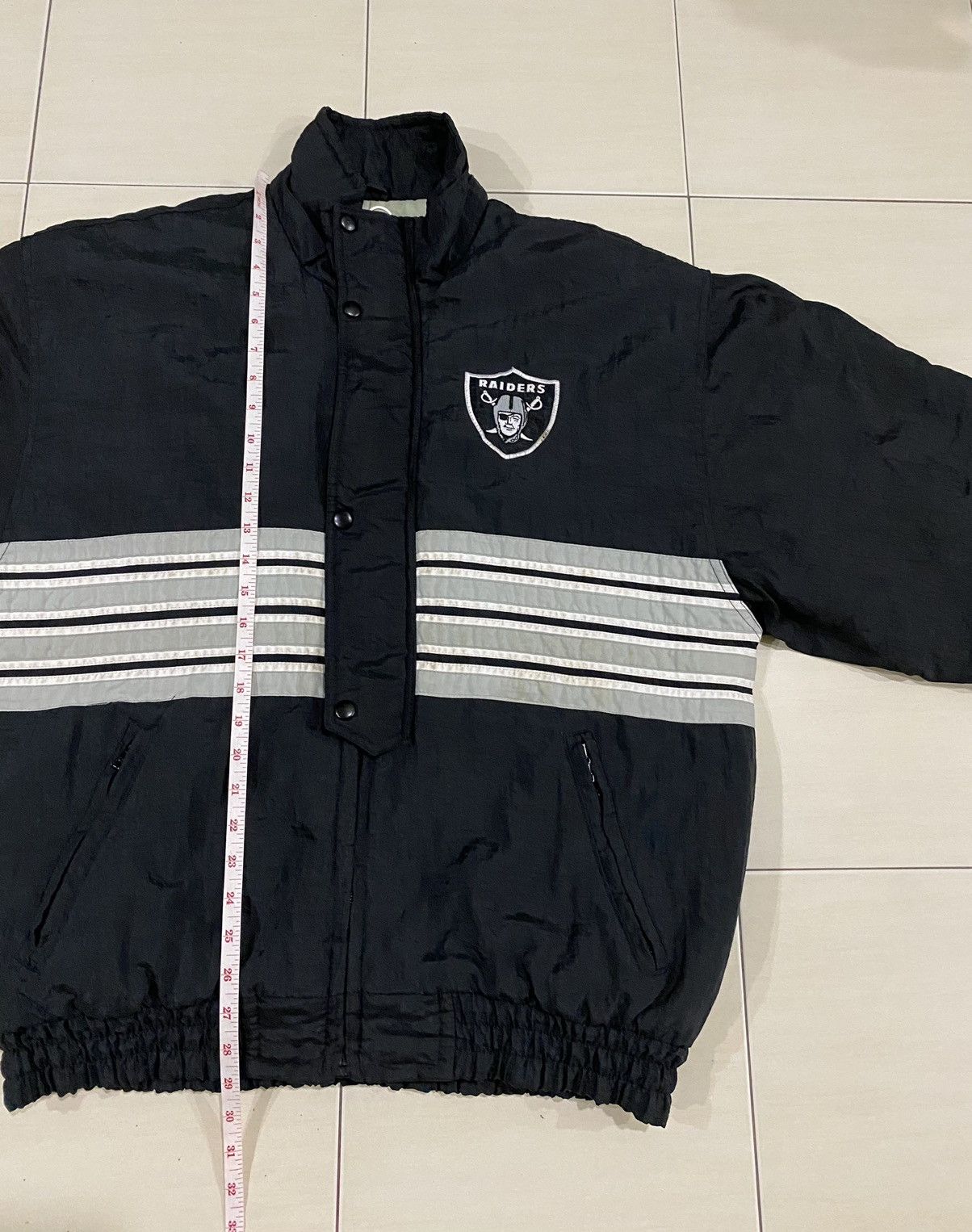 NFL × Vintage Vintage Los Angeles Raiders Big logo embroidery NFL Jacket Size US M / EU 48-50 / 2 - 20 Thumbnail