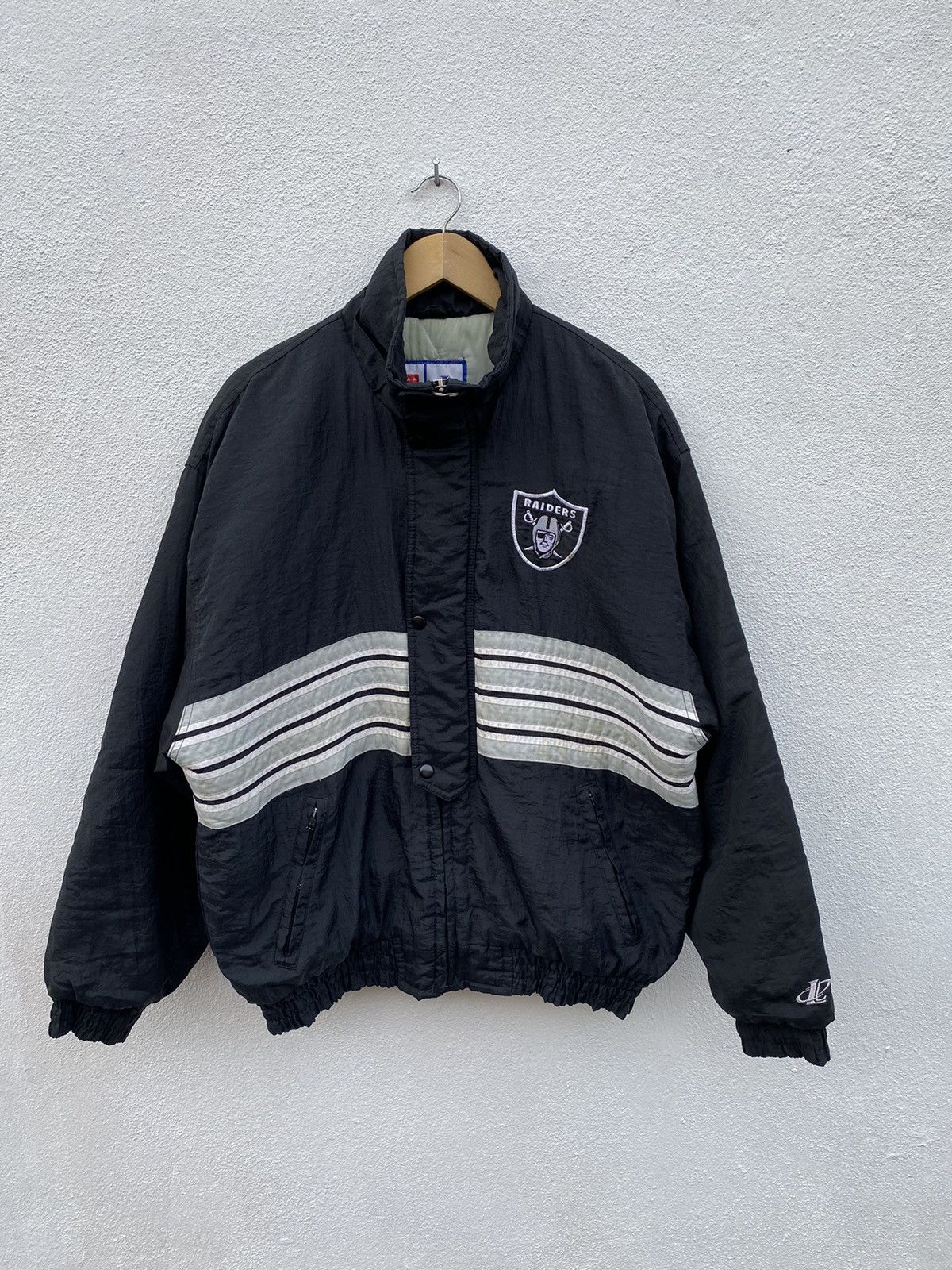 NFL × Vintage Vintage Los Angeles Raiders Big logo embroidery NFL Jacket Size US M / EU 48-50 / 2 - 2 Thumbnail