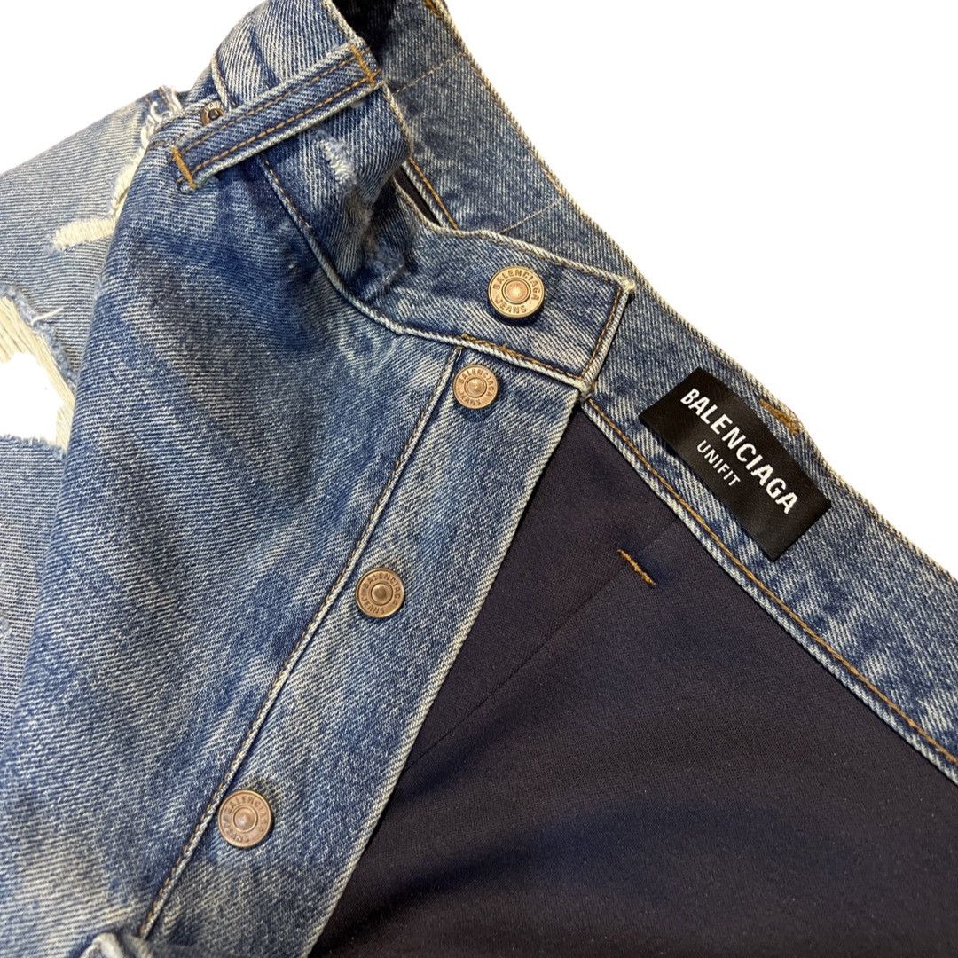 Balenciaga BALENCIAGA FW21 DISTRESSED DENIM Size US 34 / EU 50 - 12 Thumbnail