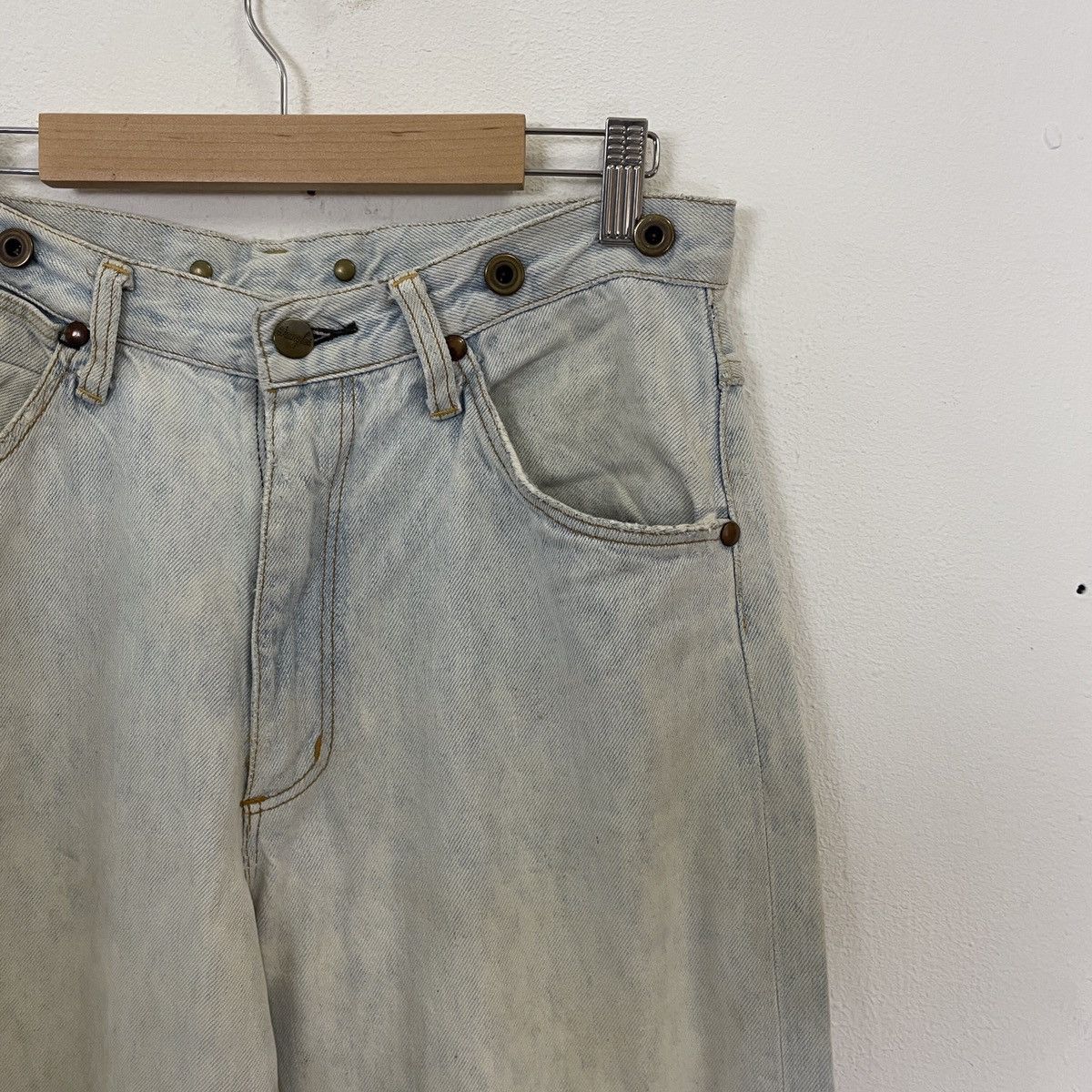 Vintage Vintage Wrangler Buckles Distressed Denim Pants Size US 30 / EU 46 - 9 Thumbnail