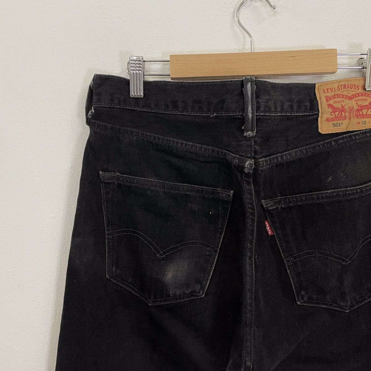 Levi's Vintage Levis 501 All Black Denim Jeans Size US 32 / EU 48 - 8 Thumbnail