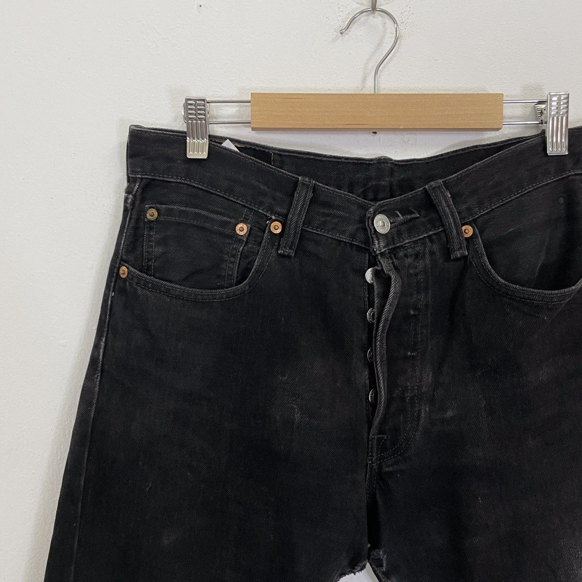 Levi's Vintage Levis 501 All Black Denim Jeans Size US 32 / EU 48 - 3 Thumbnail