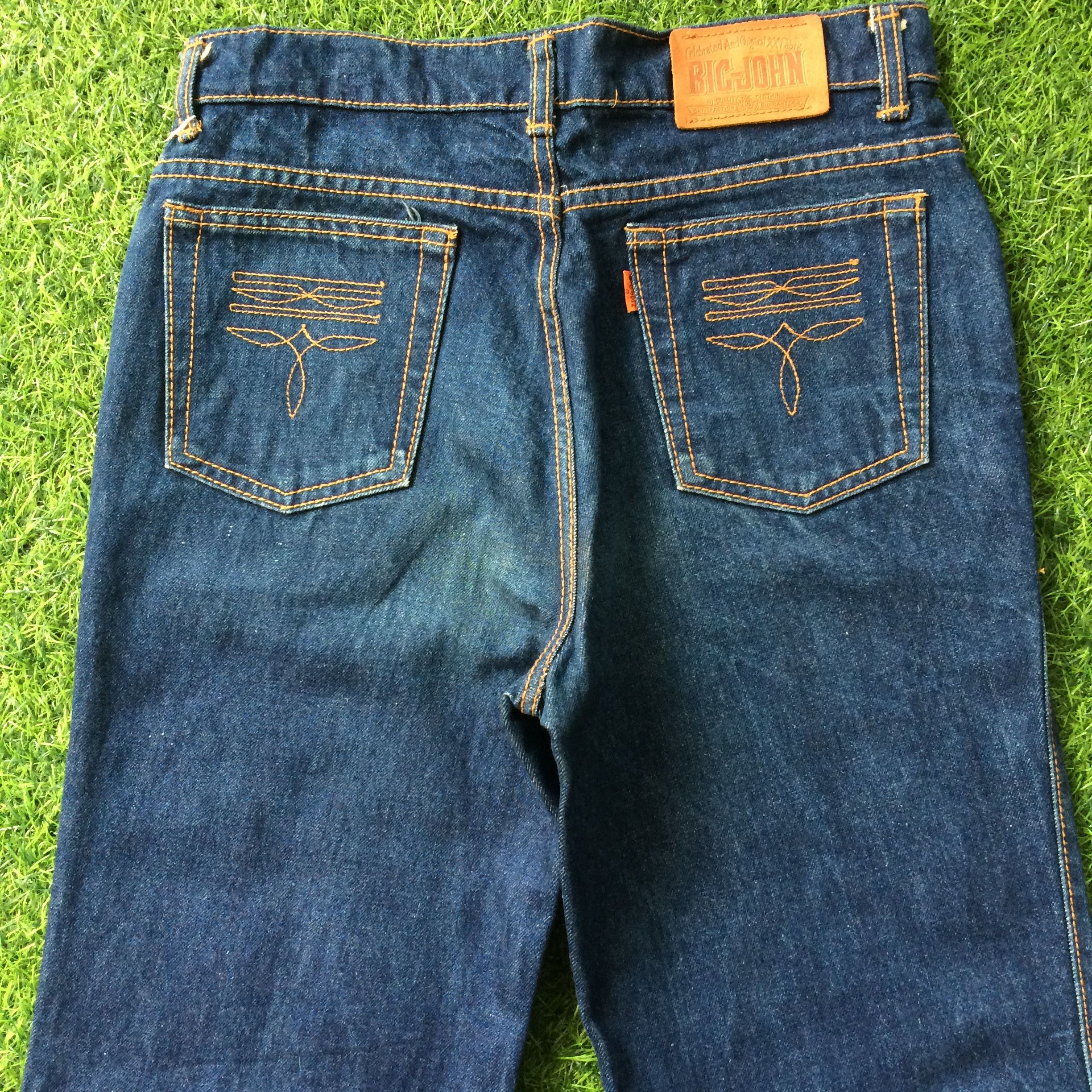 Big John × Japanese Brand × Vintage Bootcut Japan Dark Blue Denim Jeans #B-570 Size US 29 - 4 Thumbnail