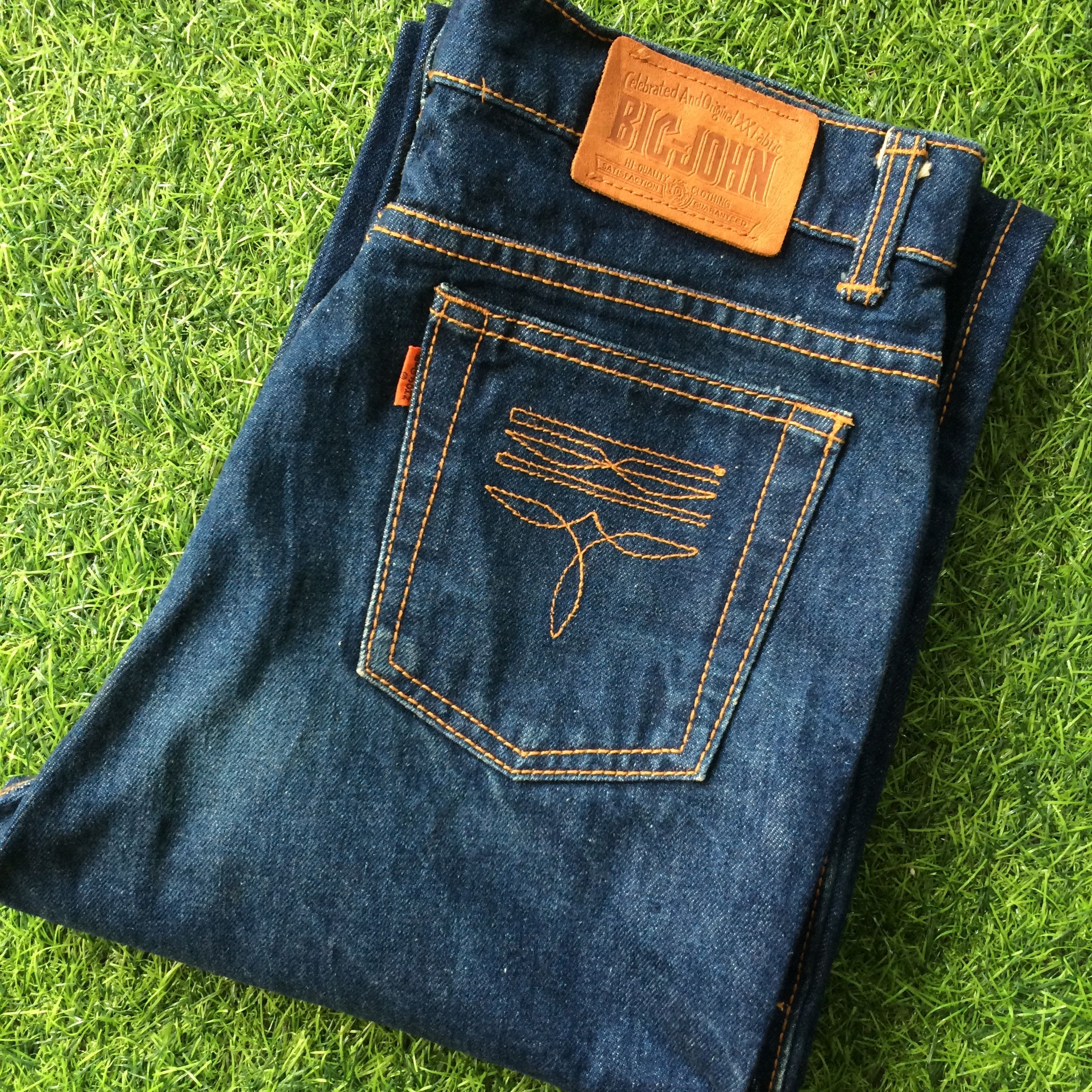 Big John × Japanese Brand × Vintage Bootcut Japan Dark Blue Denim Jeans #B-570 Size US 29 - 8 Thumbnail