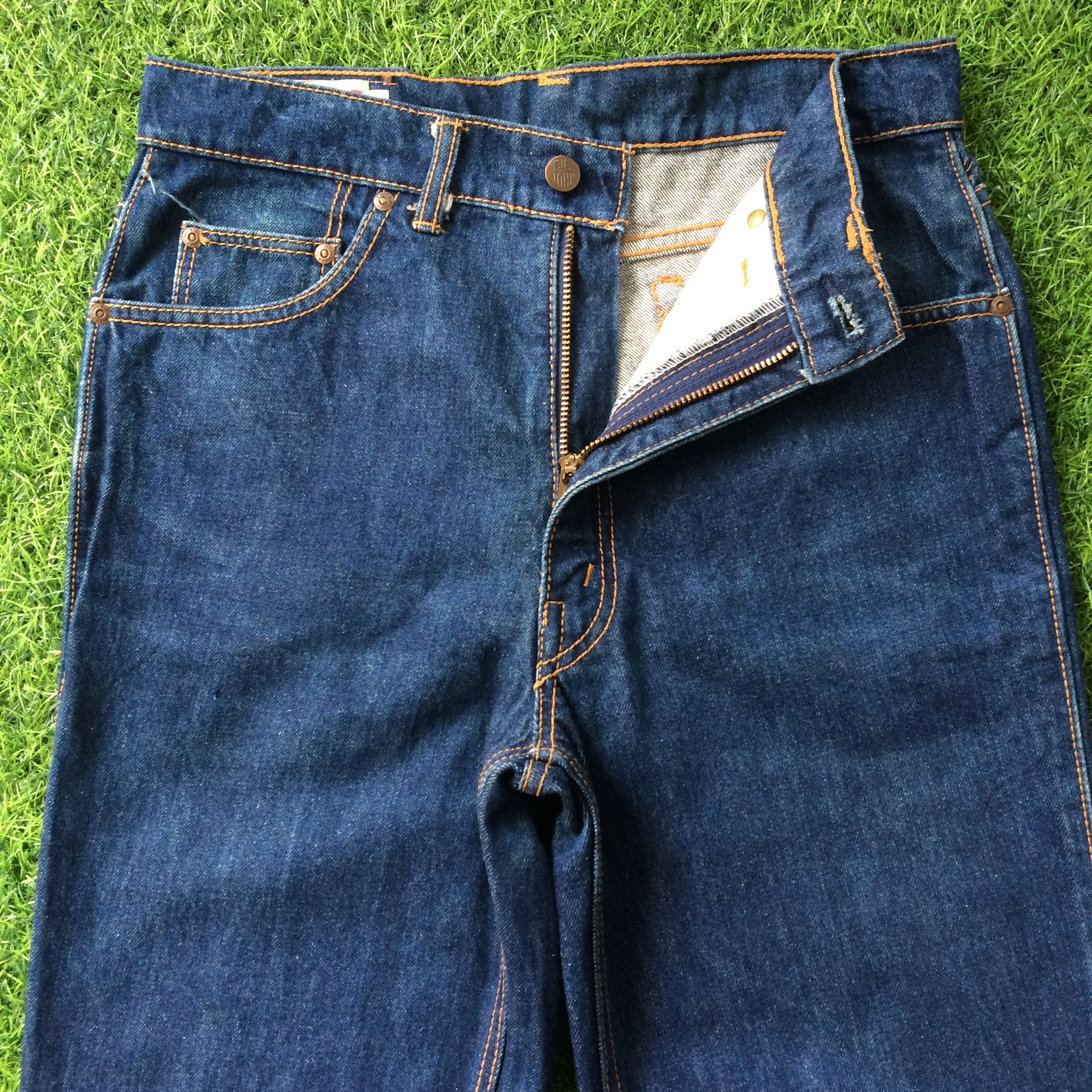 Big John × Japanese Brand × Vintage Bootcut Japan Dark Blue Denim Jeans #B-570 Size US 29 - 3 Thumbnail