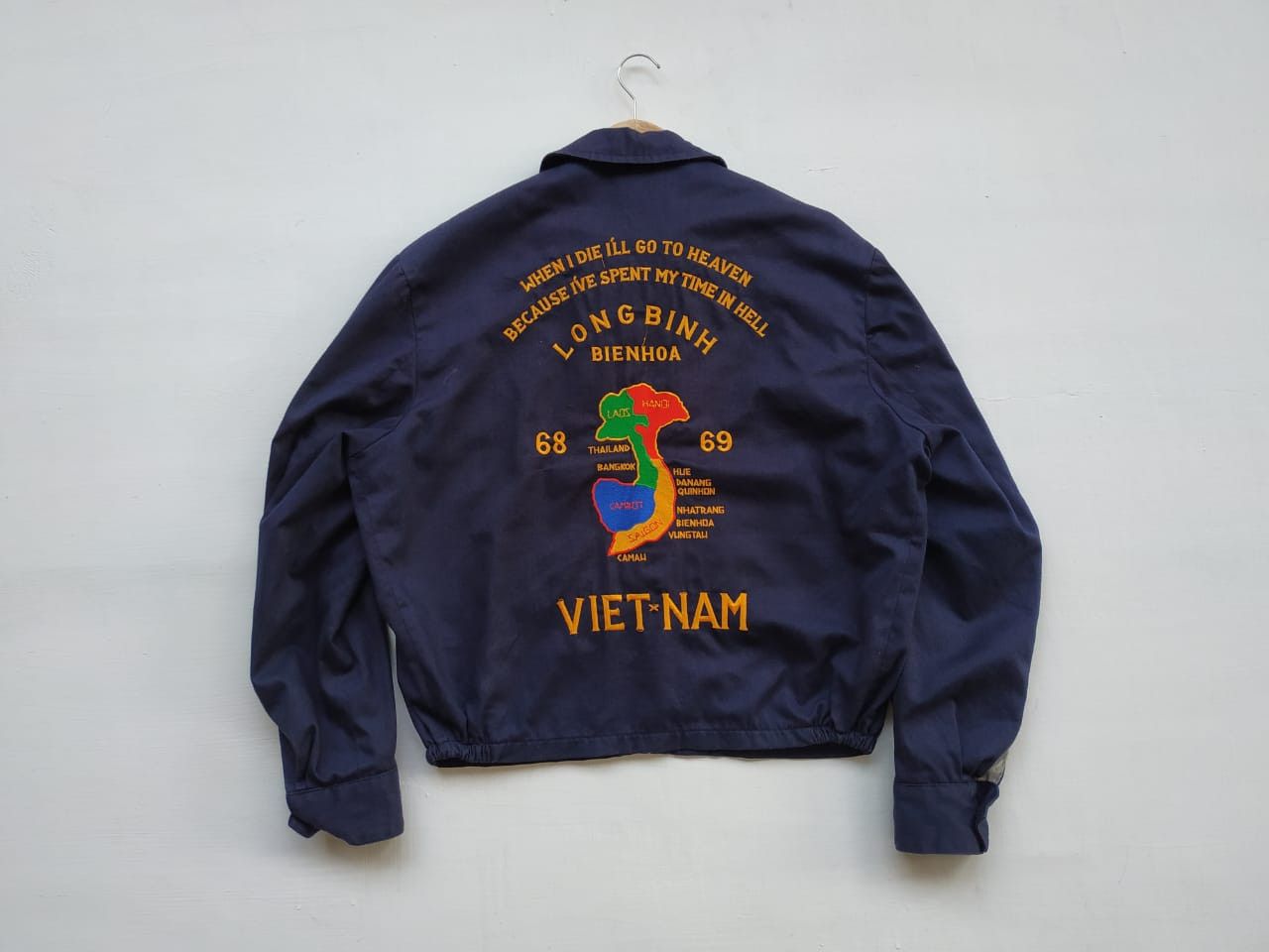 Aero Leathers Fit S to M, Rare! Aero Vietnam Sukajan Jacket Size US M / EU 48-50 / 2 - 21 Thumbnail