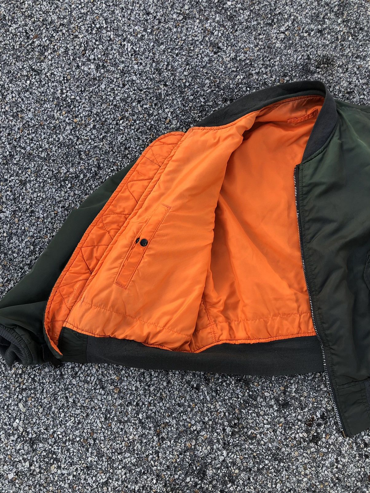 Alpha Industries Alpha Industries Embroidered Logo MA-1 Flying Bomber Jacket Size US L / EU 52-54 / 3 - 9 Thumbnail