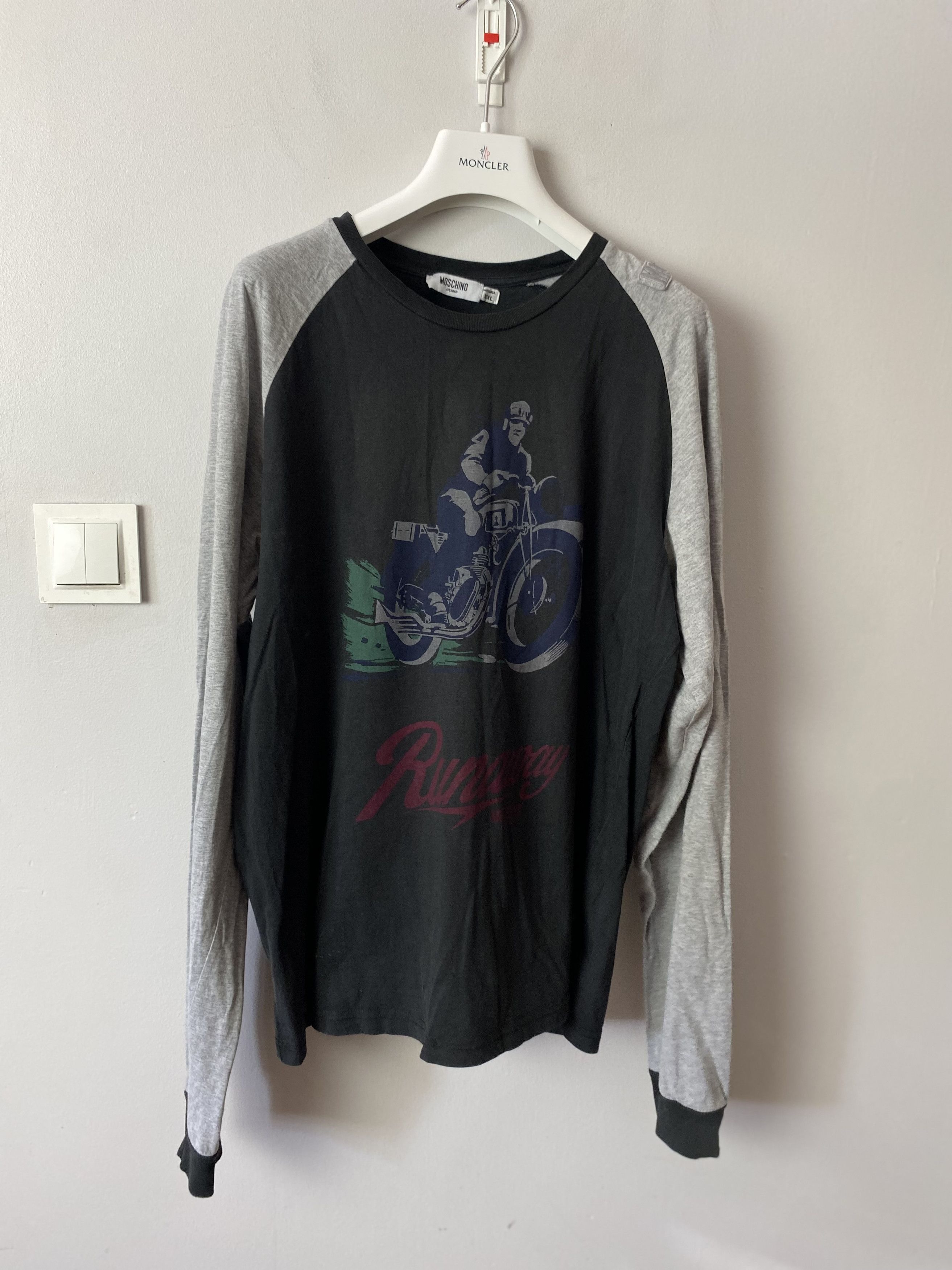Moschino Moschino vintage long sleeve t-shirt Size US XXL / EU 58 / 5 - 1 Thumbnail