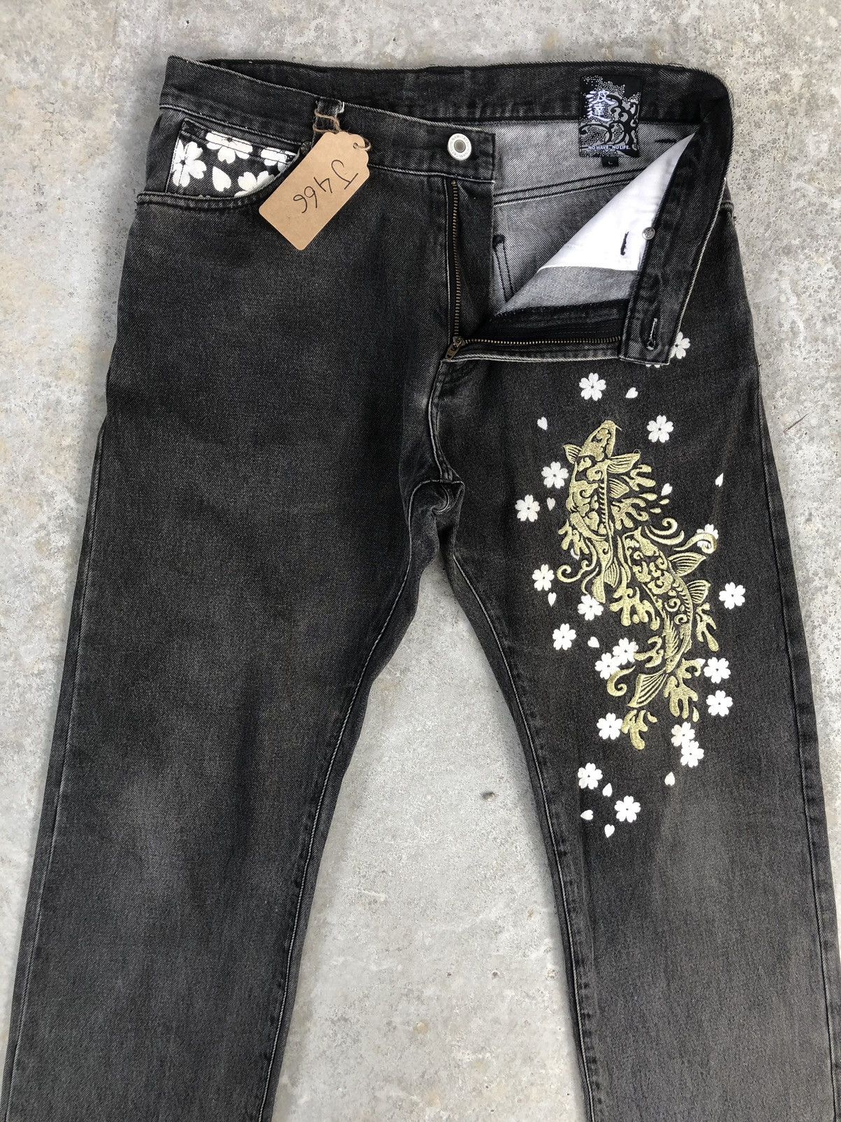 Japanese Brand Japanese Namitatsu Fish Embroidered Jeans Size US 33 - 3 Thumbnail