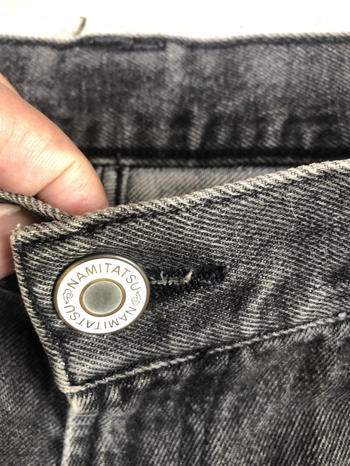Japanese Brand Japanese Namitatsu Fish Embroidered Jeans Size US 33 - 15 Thumbnail