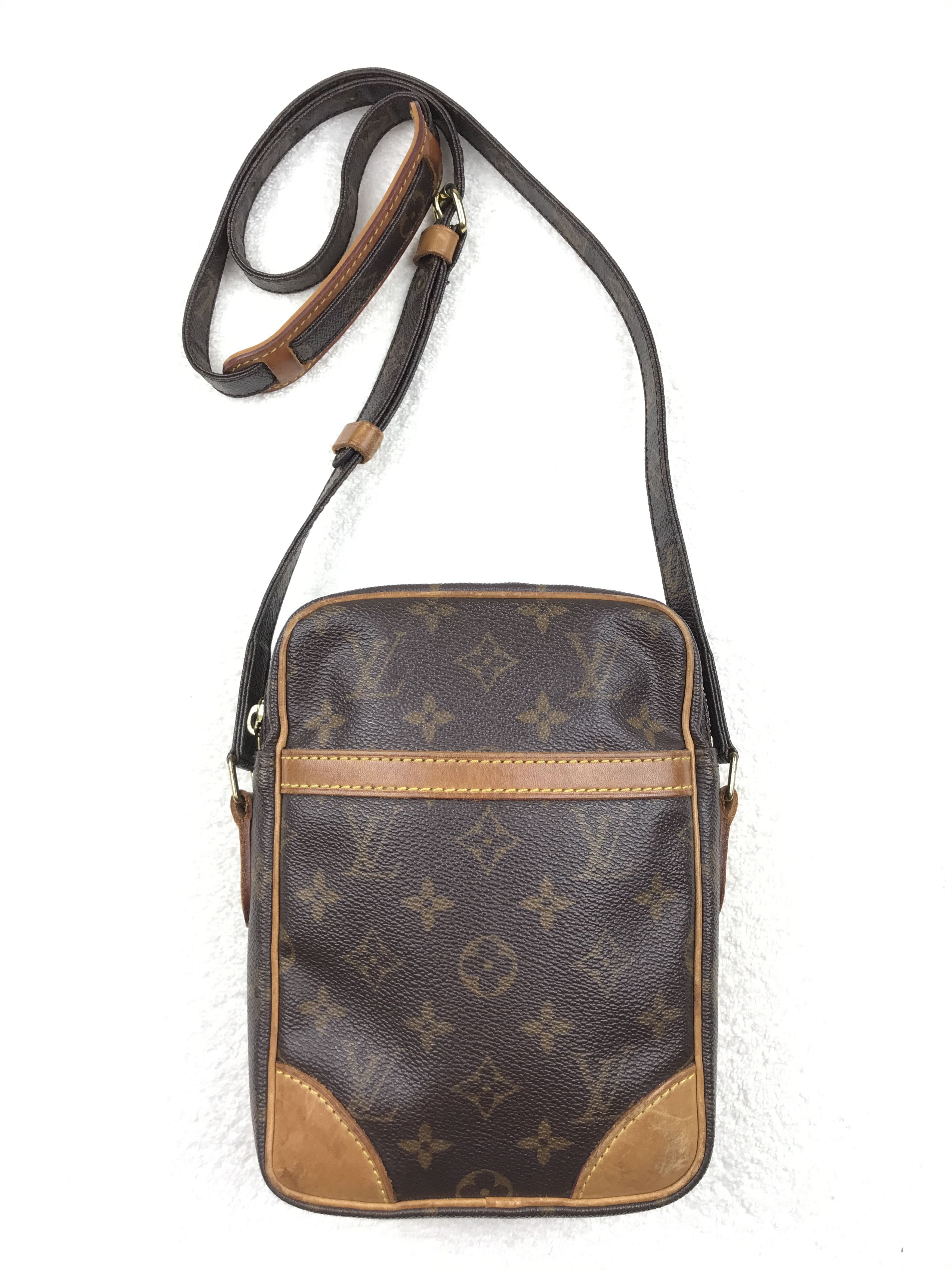 Louis Vuitton Vintage Louis Vuitton Danube Monogram Canvas Size ONE SIZE - 2 Thumbnail
