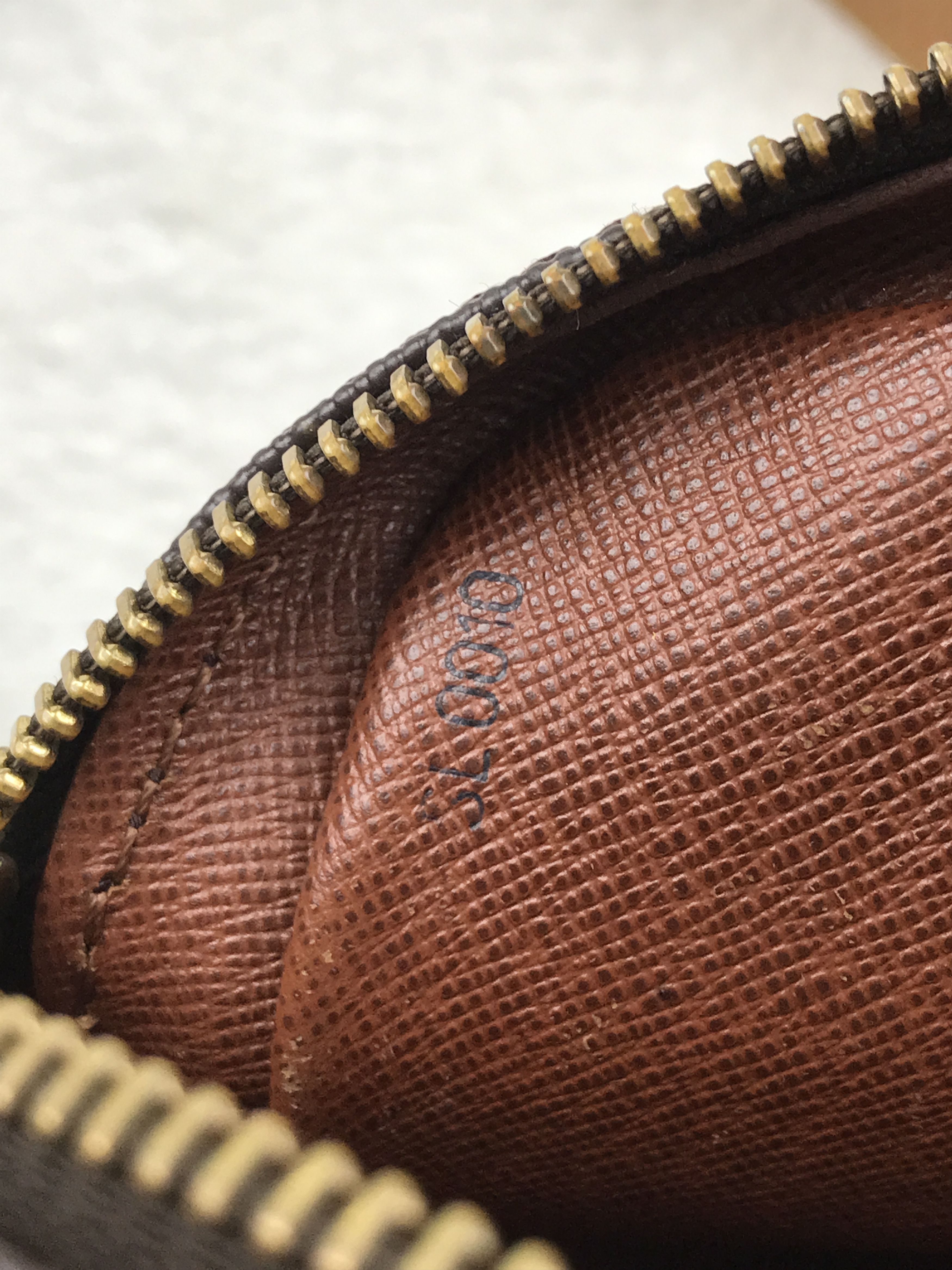 Louis Vuitton Vintage Louis Vuitton Danube Monogram Canvas Size ONE SIZE - 8 Thumbnail