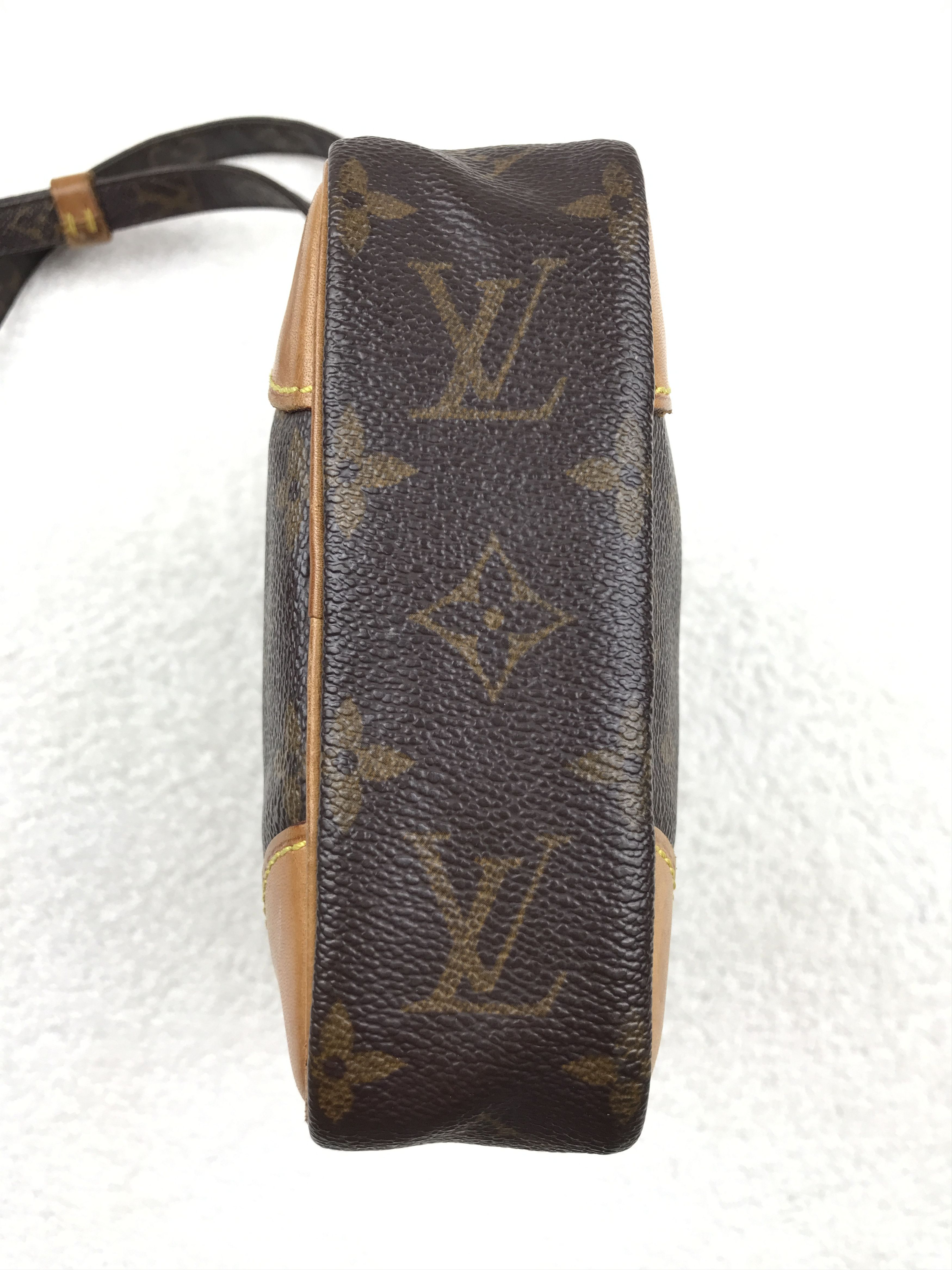 Louis Vuitton Vintage Louis Vuitton Danube Monogram Canvas Size ONE SIZE - 4 Thumbnail