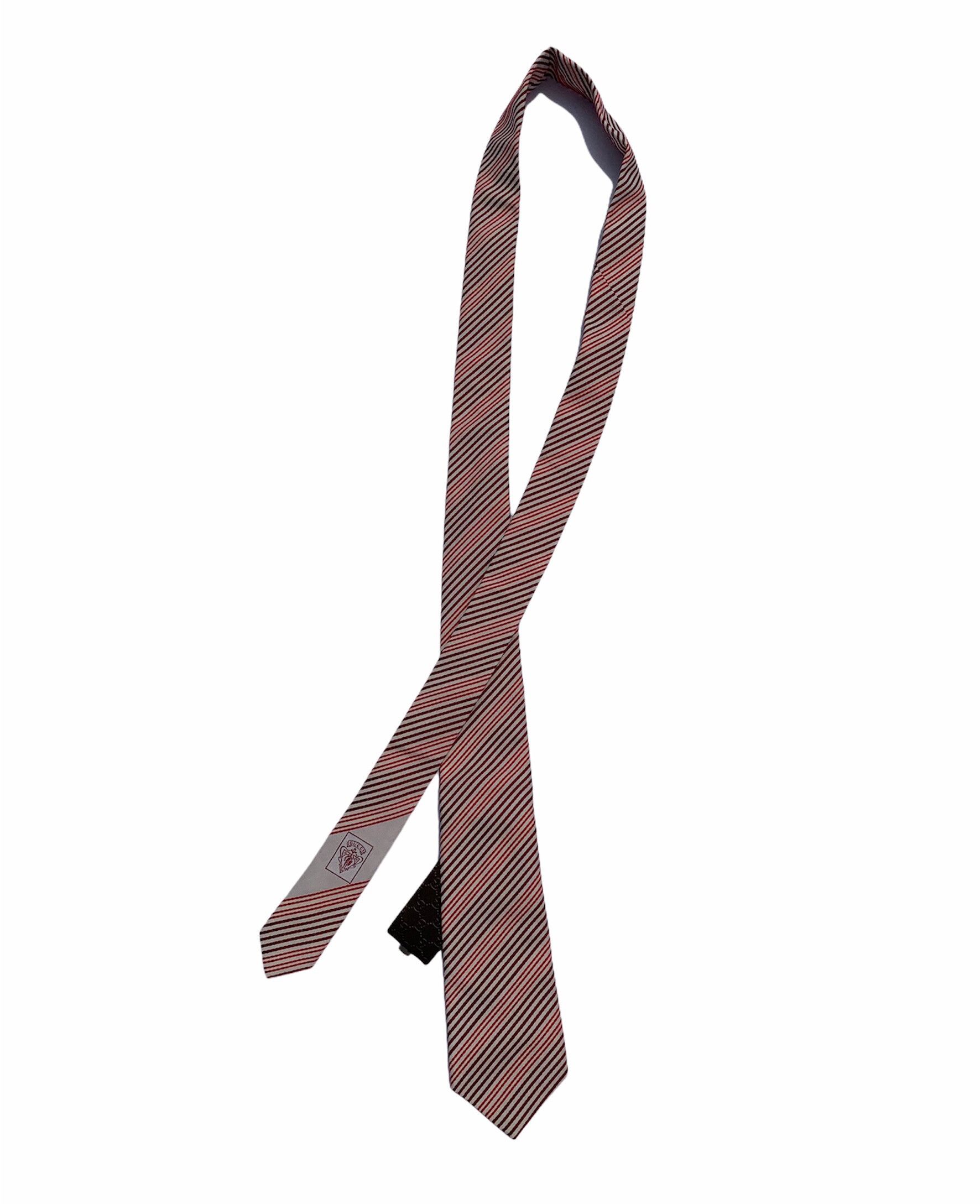 Gucci Gucci BNWT Red/Cream Striped Neck Tie Knight Crest Detail Size ONE SIZE - 1 Thumbnail