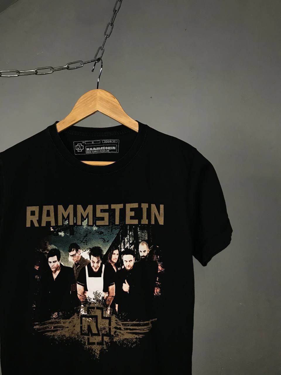 Band Tees Rammstein 2010 vintage rock band tour tee Size US S / EU 44-46 / 1 - 2 Thumbnail