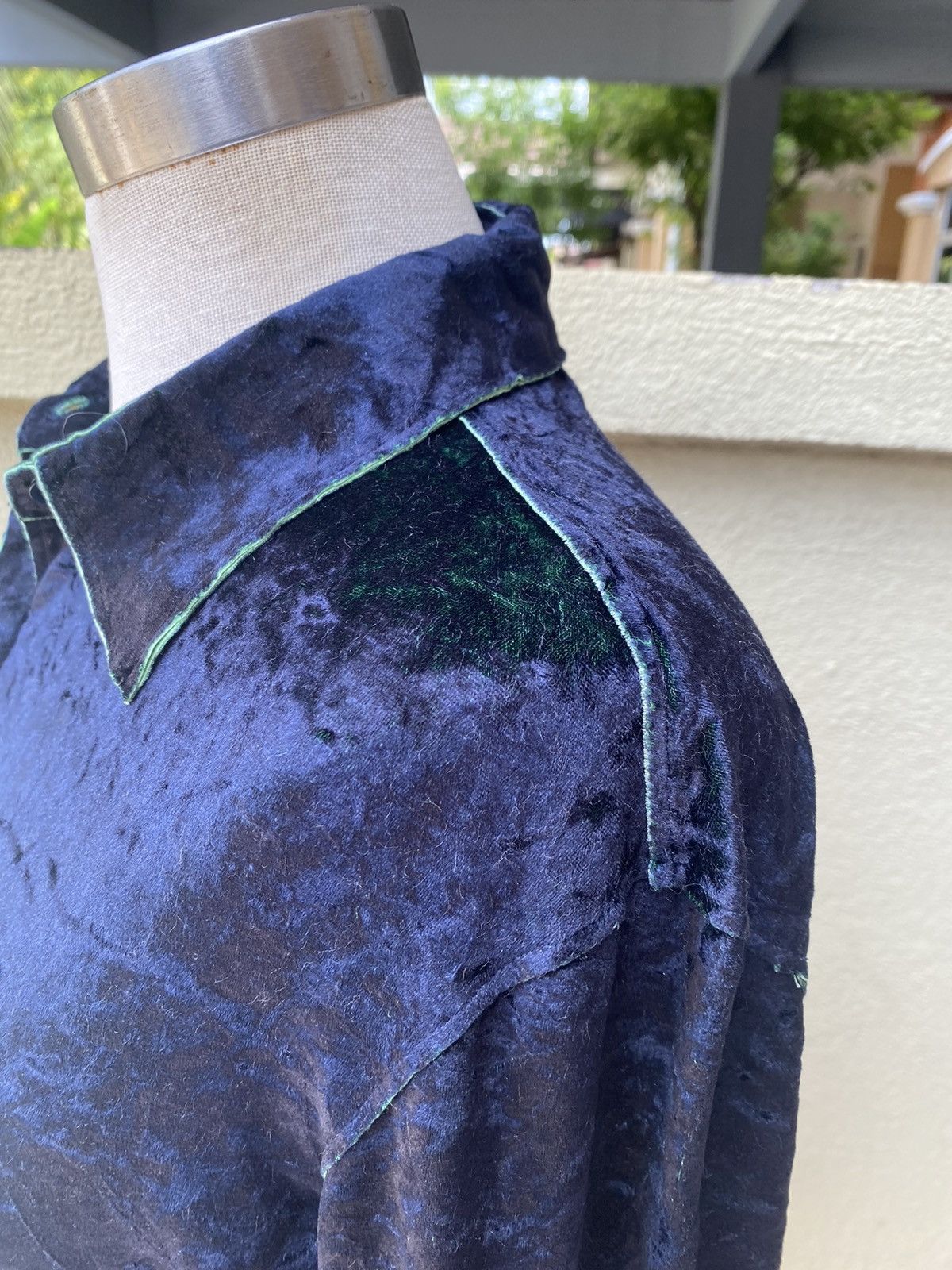 Moschino velvet button up Size M / US 6-8 / IT 42-44 - 4 Thumbnail