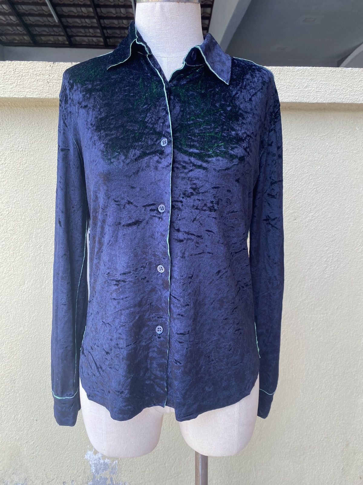 Moschino velvet button up Size M / US 6-8 / IT 42-44 - 1 Thumbnail