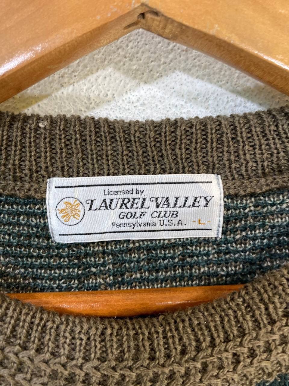 Aran Isles Knitwear Vintage Golfwear Laurel Valley Knitted Sweater Size US L / EU 52-54 / 3 - 8 Thumbnail