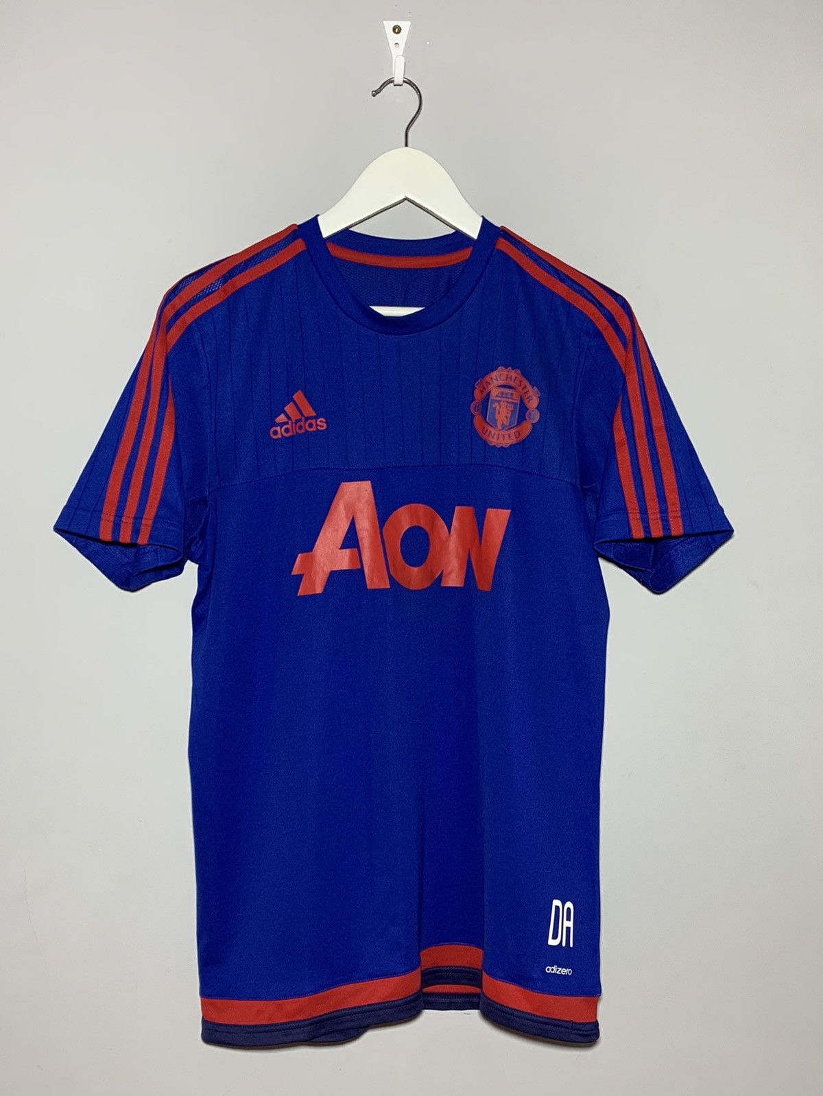 Adidas Manchester United Adidas Y2k Streetwear Football Shirt Size US M / EU 48-50 / 2 - 1 Thumbnail