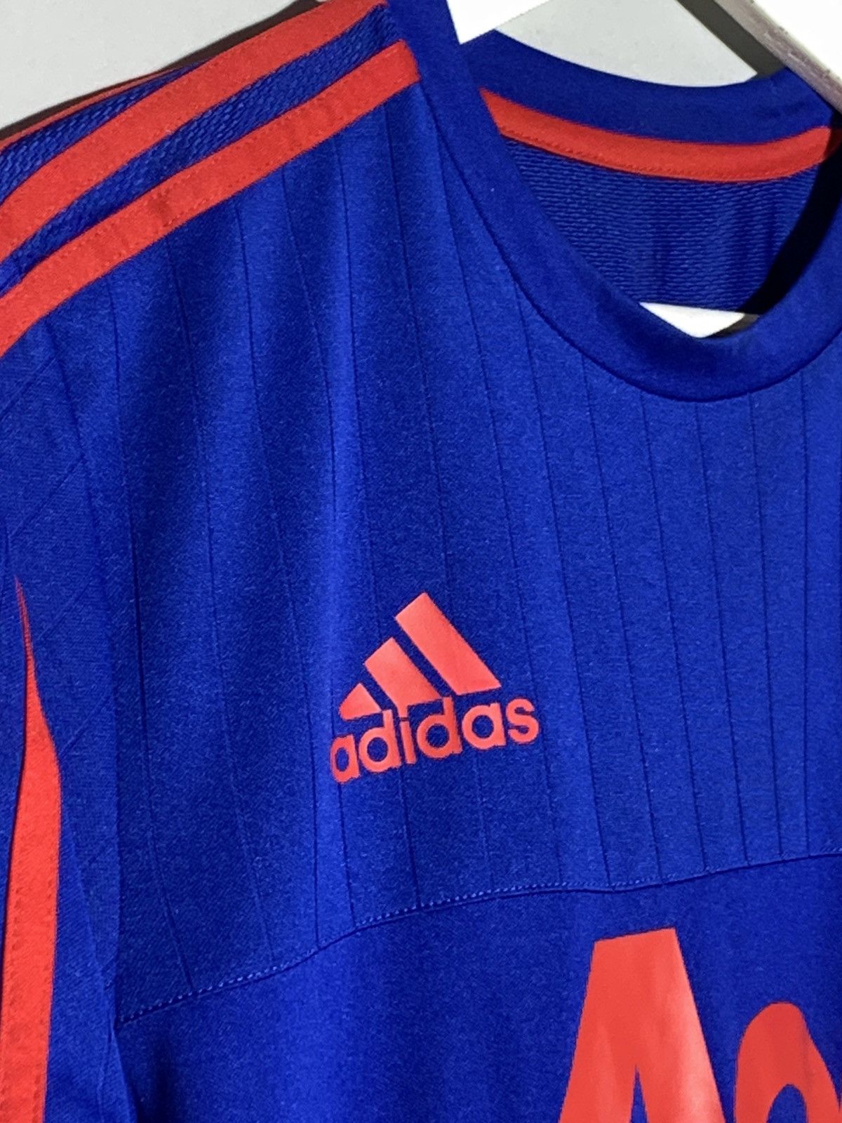Adidas Manchester United Adidas Y2k Streetwear Football Shirt Size US M / EU 48-50 / 2 - 5 Thumbnail