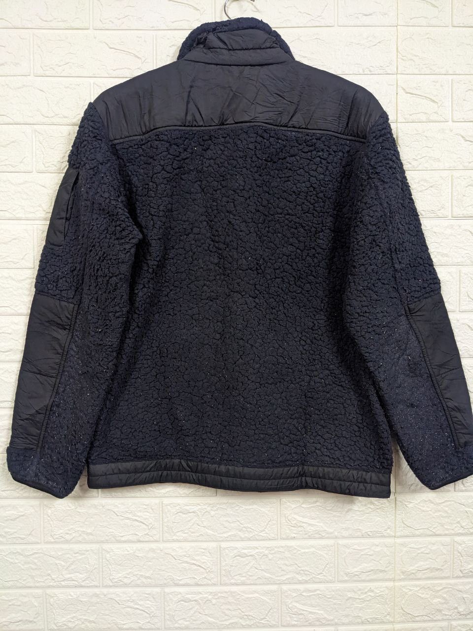 Jun Takahashi × Undercover × Uniqlo Uniqlo Undercover deep pile jacket Size US M / EU 48-50 / 2 - 2 Thumbnail