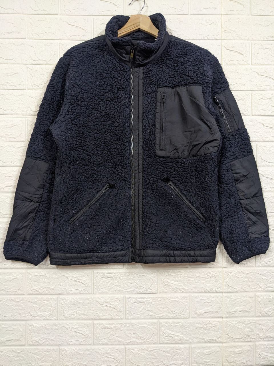 Jun Takahashi × Undercover × Uniqlo Uniqlo Undercover deep pile jacket Size US M / EU 48-50 / 2 - 1 Thumbnail
