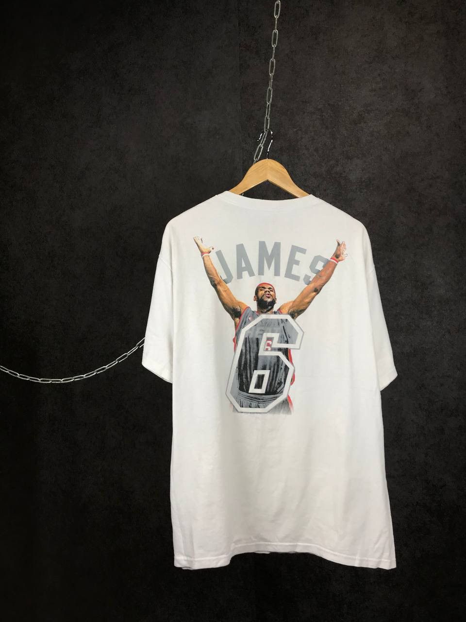 NBA × Vintage Lebron James NBA vintage streetwear overprinted tee Size US L / EU 52-54 / 3 - 4 Thumbnail