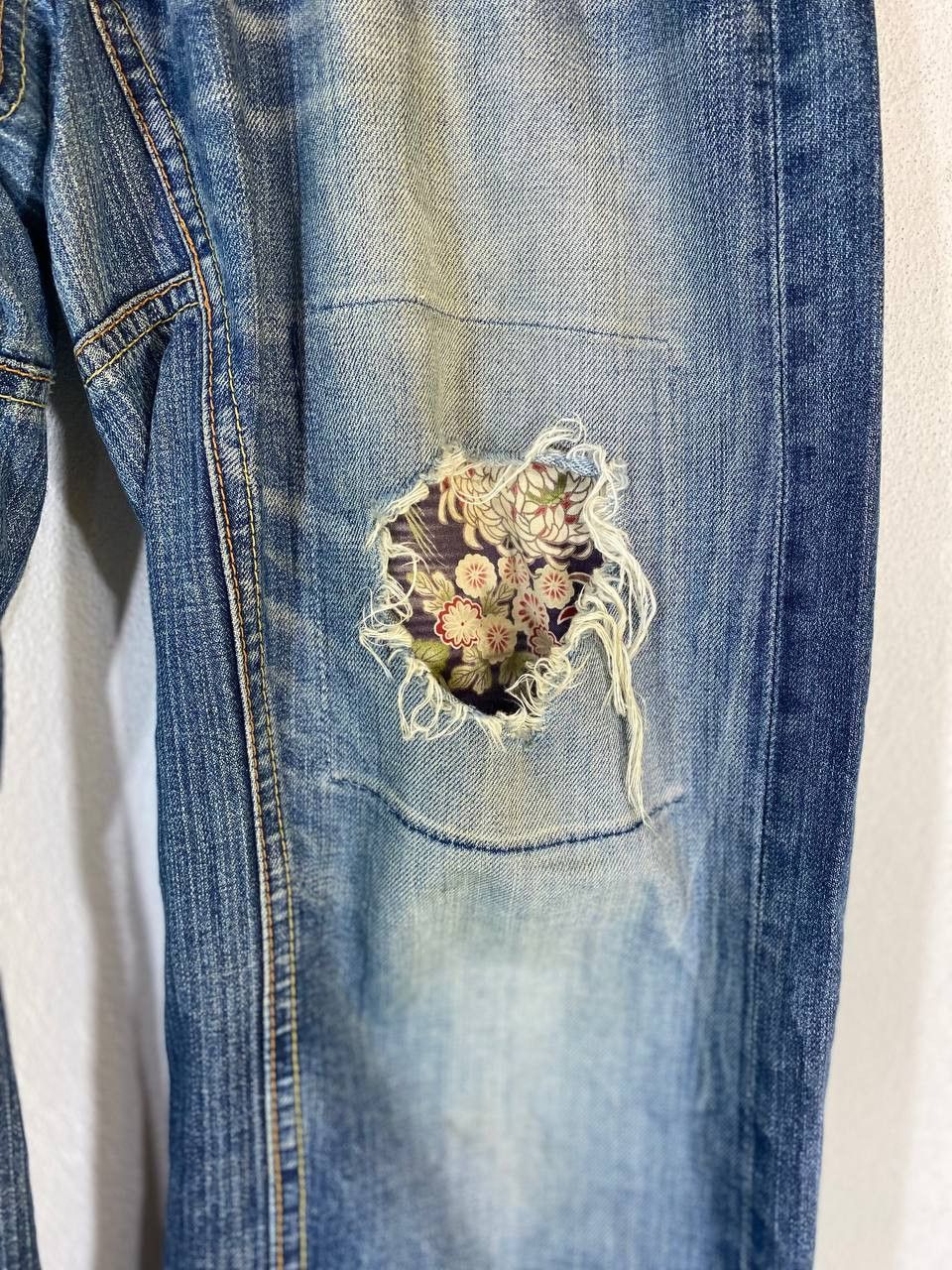 Eternal vintage eternal nice design distressed denim Size US 36 / EU 52 - 9 Thumbnail