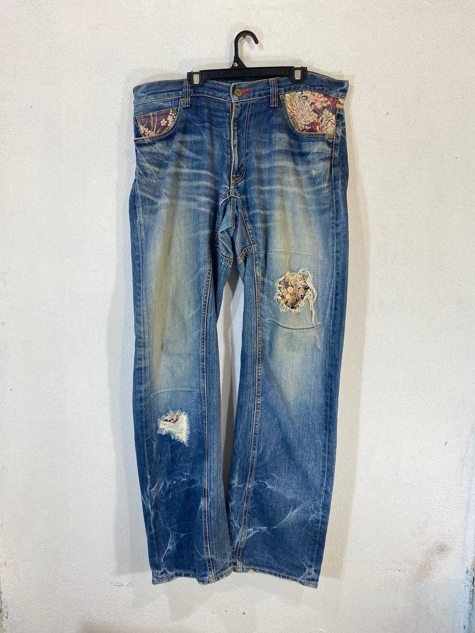 Eternal vintage eternal nice design distressed denim Size US 36 / EU 52 - 1 Thumbnail