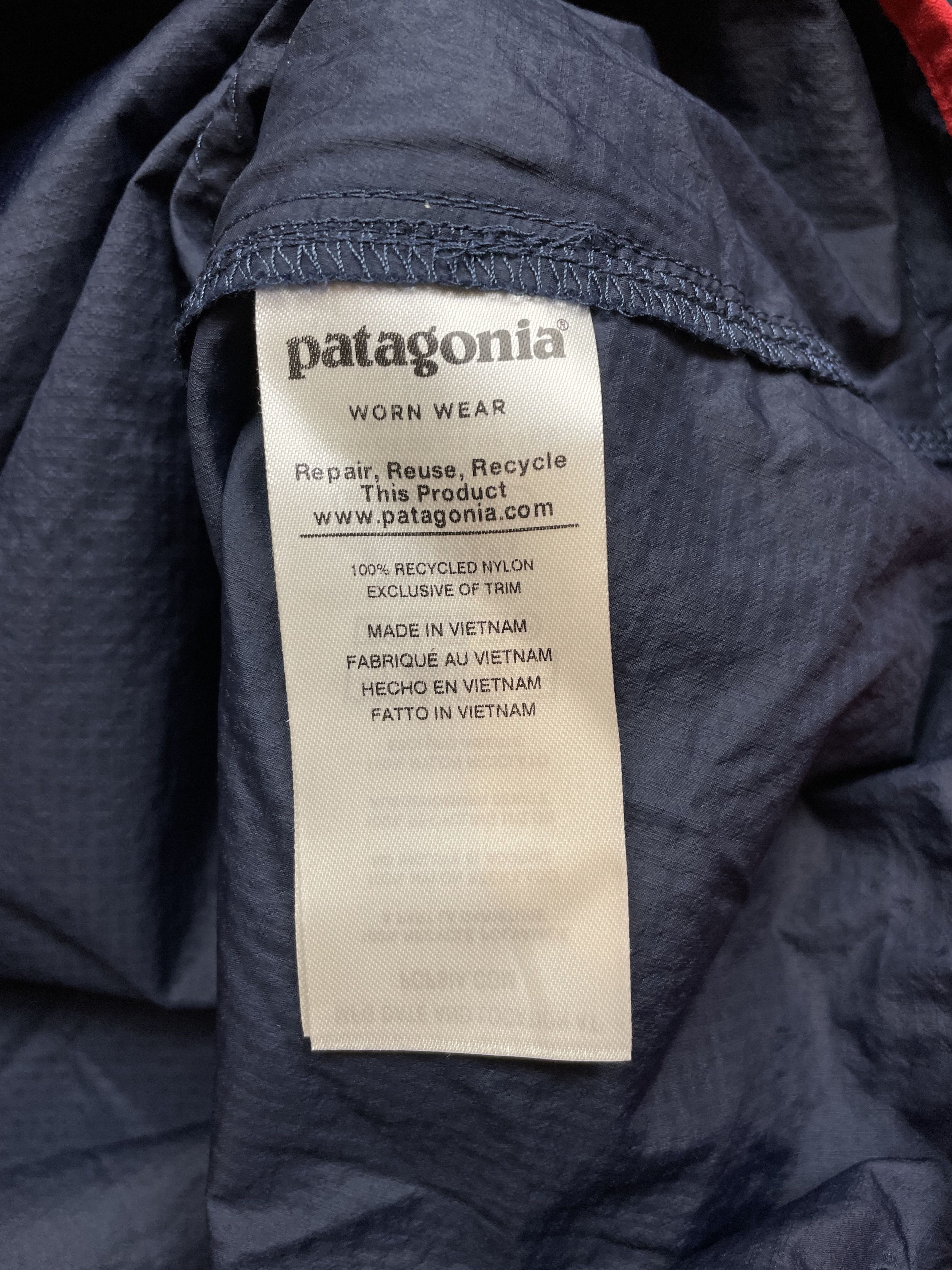 Patagonia Patagonia Nylon Jacket Windbreaker Rare Y2K Hype Size US XL / EU 56 / 4 - 8 Thumbnail