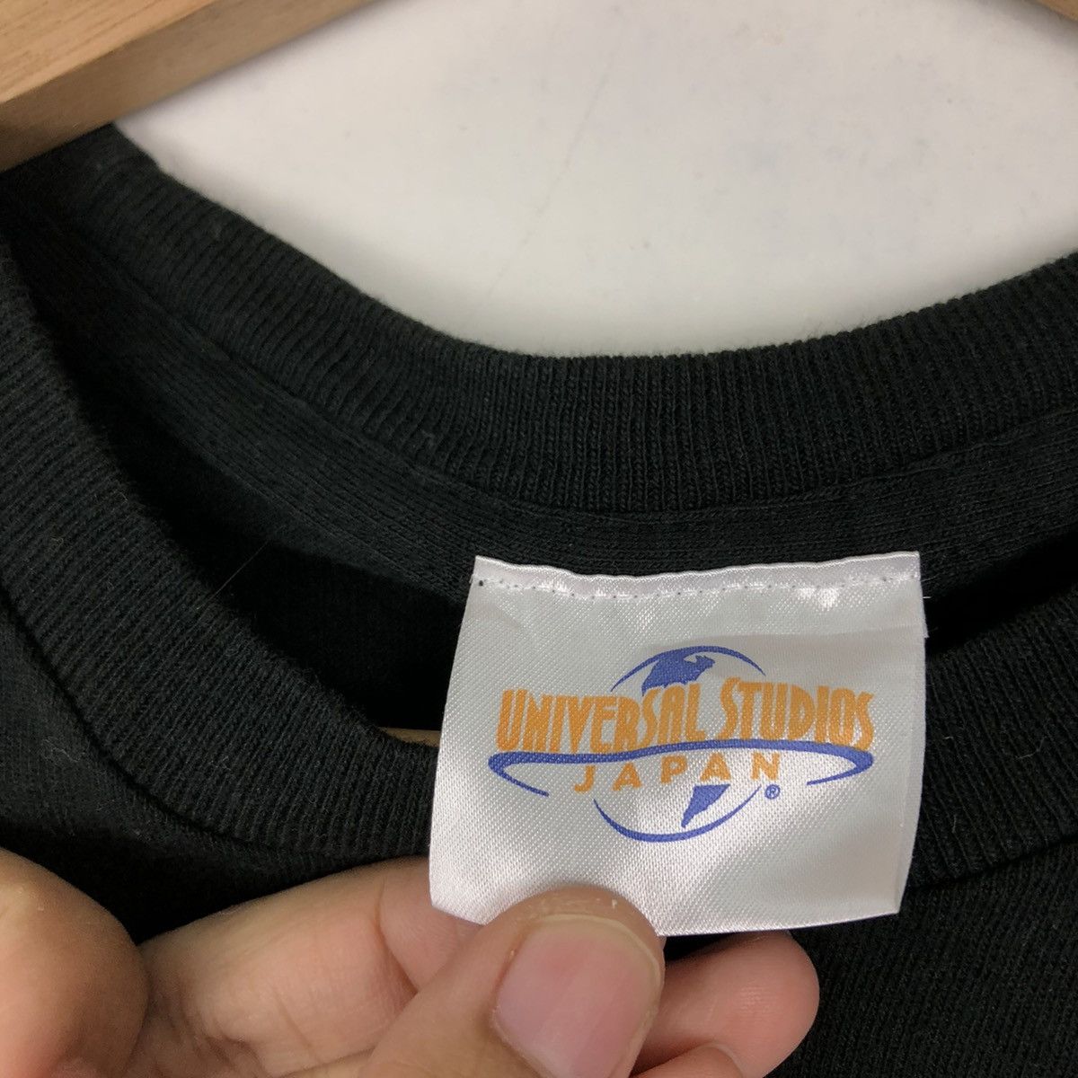 Japanese Brand VINTAGE UNIVERSAL STUDIOS JAPAN SPIDERMAN BIG LOGO TEE Size US S / EU 44-46 / 1 - 8 Thumbnail