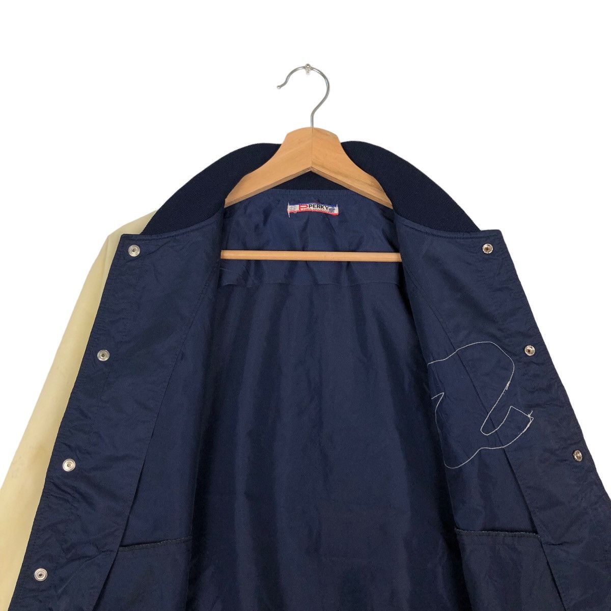 Japanese Brand VINTAGE PERKY TOKYO JAPAN BOMBER JACKET BIG LOGO Size US M / EU 48-50 / 2 - 10 Thumbnail
