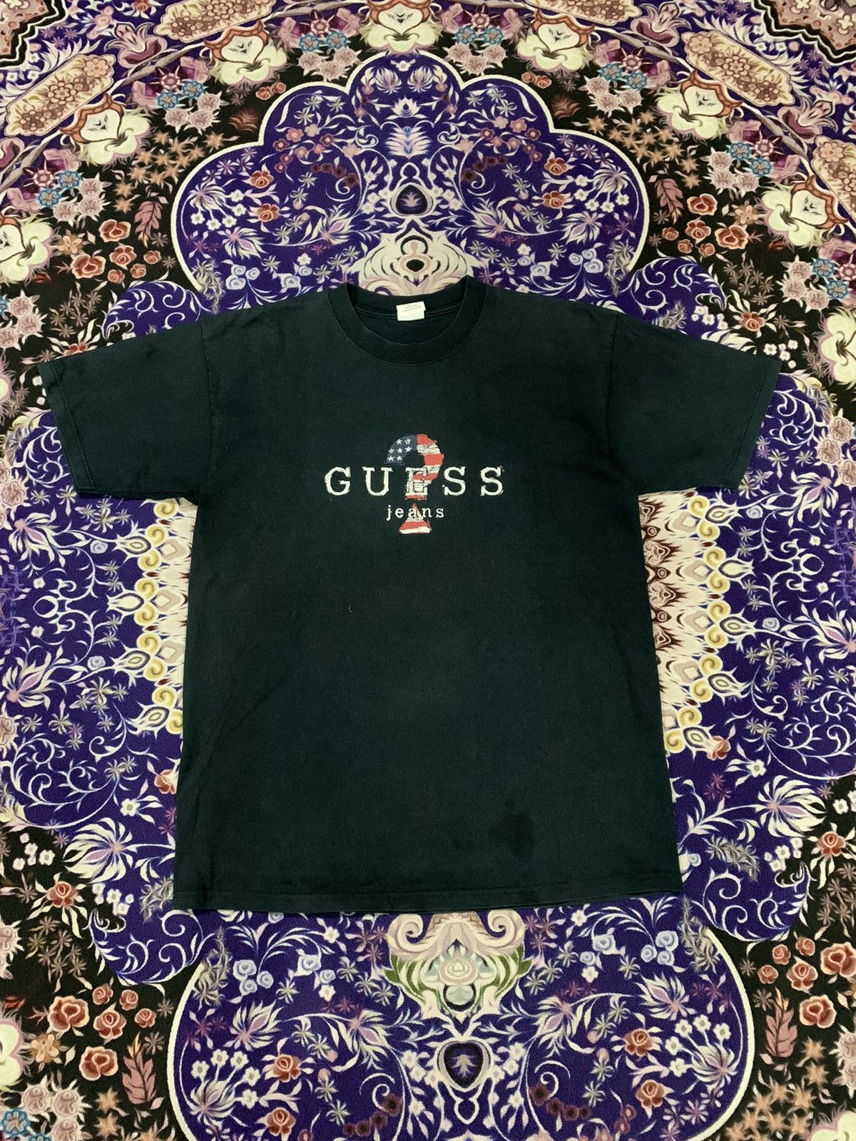 Guess Vintage Guess Jeans T- Shirt Size US L / EU 52-54 / 3 - 1 Thumbnail