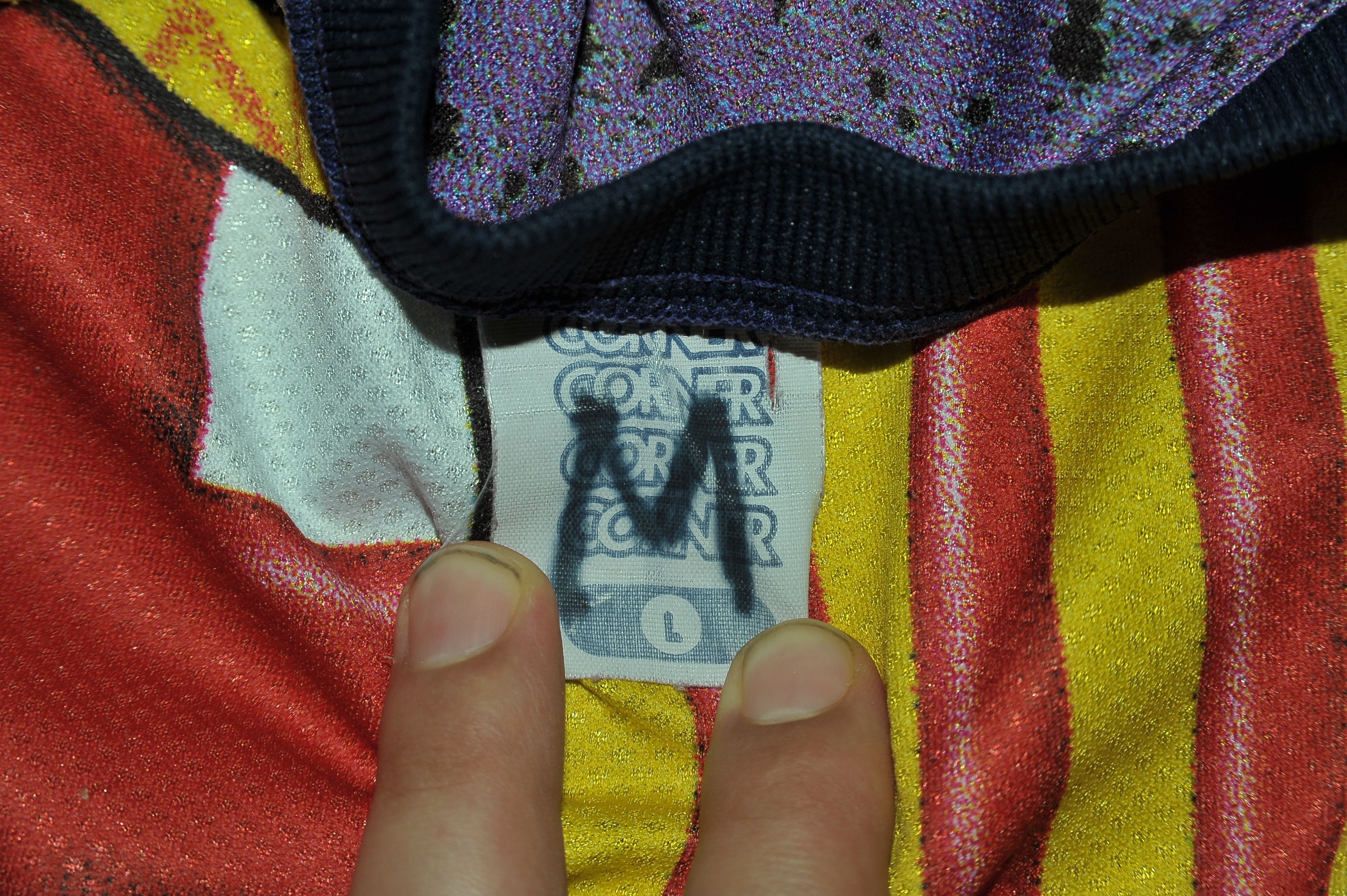 Other Vintage FC Barcelona All Over Print Jersey Size US L / EU 52-54 / 3 - 3 Thumbnail