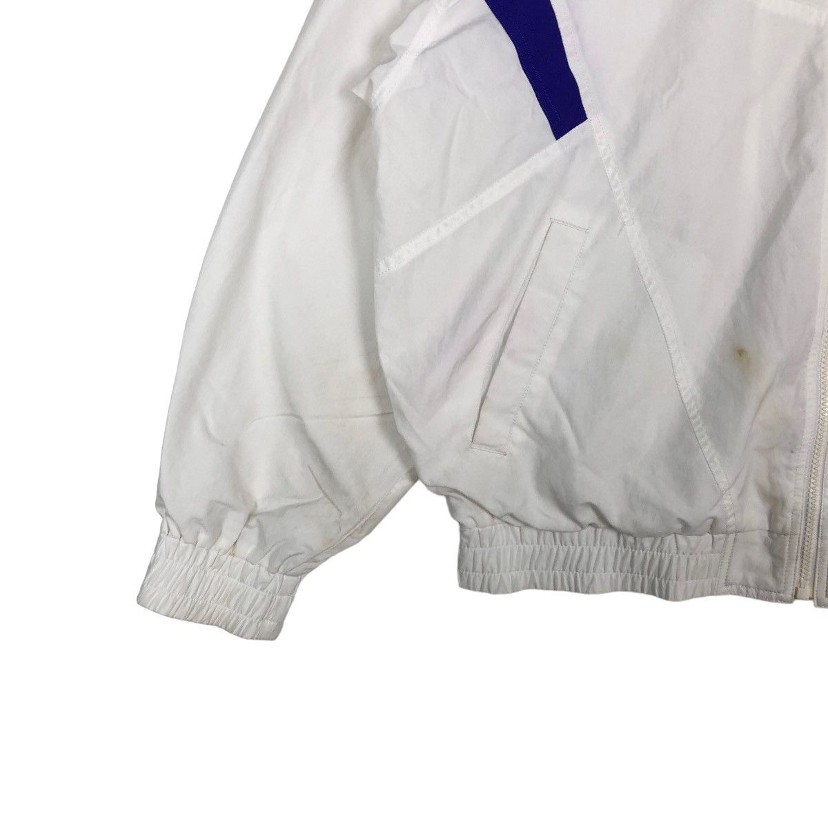 Nike VINTAGE NIKE TENNIS BIG SWOOSH COACH JACKET BOMBER DESIGN Size US XL / EU 56 / 4 - 3 Thumbnail
