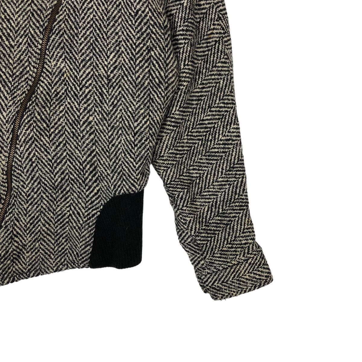 Japanese Brand VINTAGE HERRINGBONE BOMBER JACKET ISSEY MIYAKE DESIGN Size US S / EU 44-46 / 1 - 4 Thumbnail