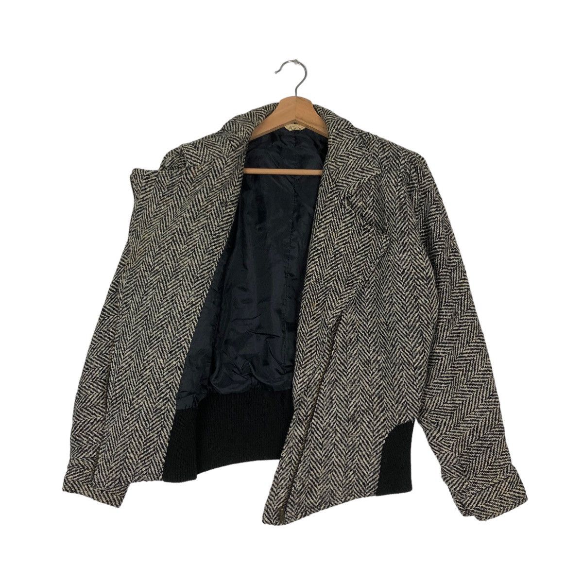 Japanese Brand VINTAGE HERRINGBONE BOMBER JACKET ISSEY MIYAKE DESIGN Size US S / EU 44-46 / 1 - 8 Thumbnail
