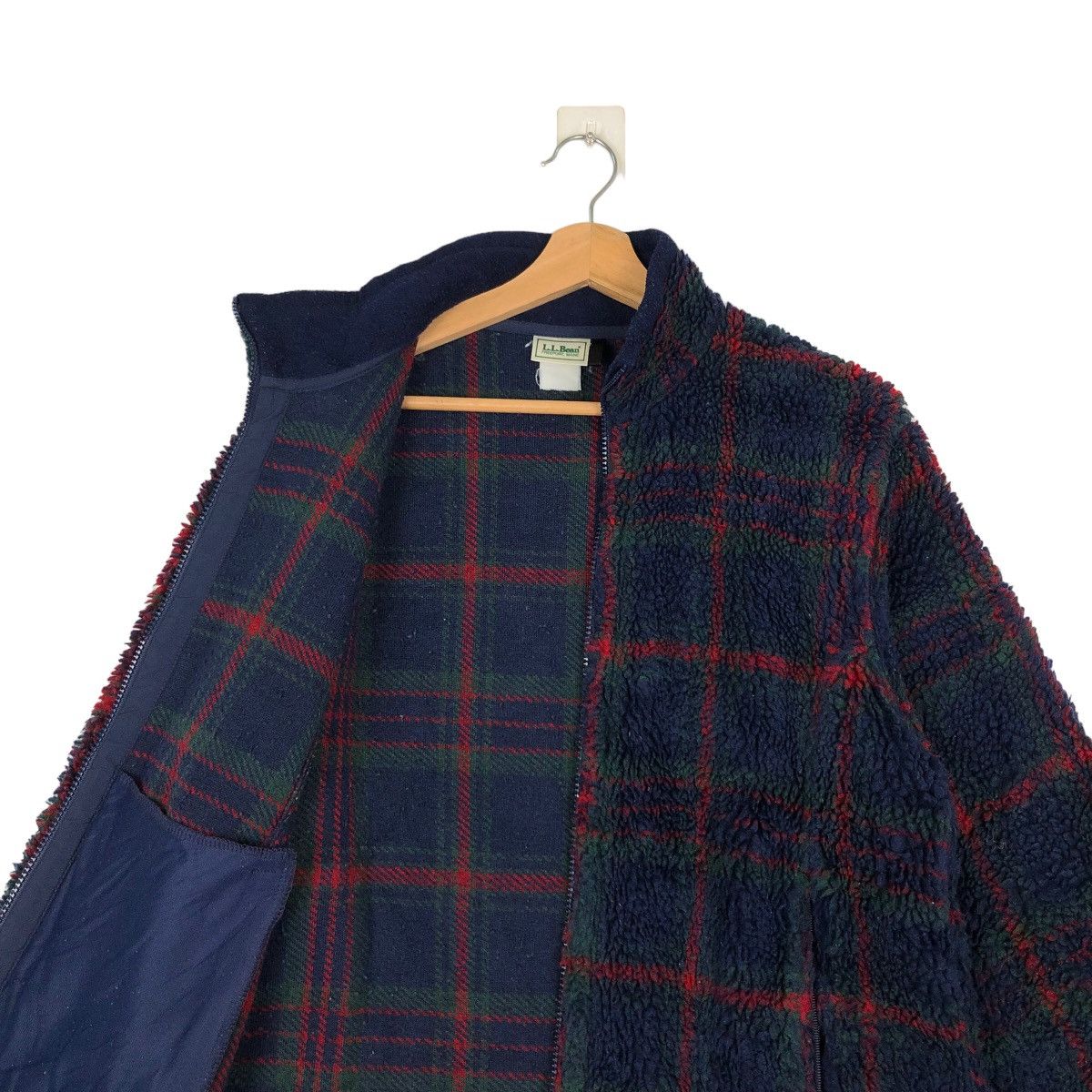 Japanese Brand VINTGE L.L.BEAN FLEECE JACKET TARTAN DESIGN Size US M / EU 48-50 / 2 - 9 Thumbnail