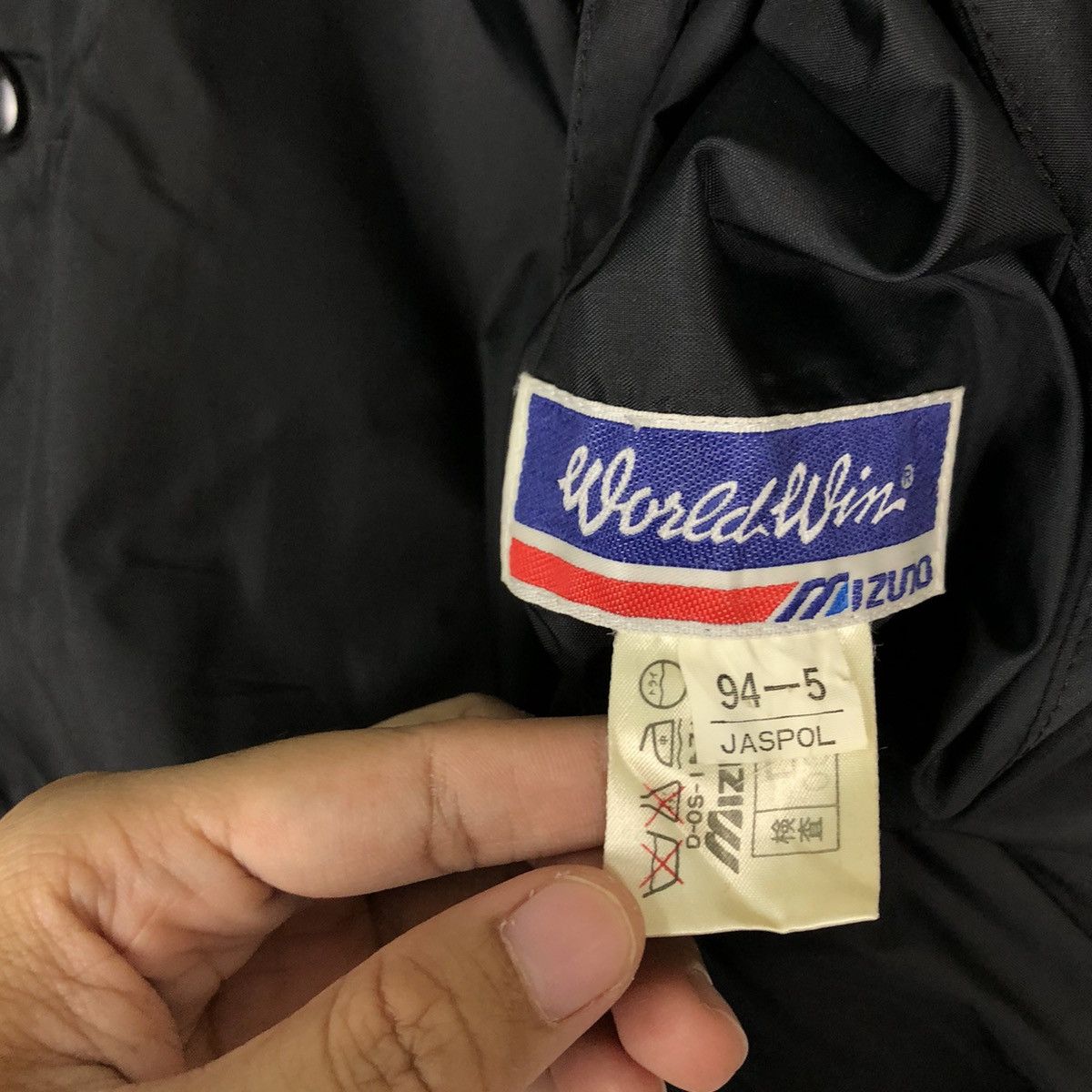 Japanese Brand VINTAGE BOMBER JACKET REVERSIBLE WORLD WIN MIZUNO JAPAN Size US L / EU 52-54 / 3 - 15 Thumbnail