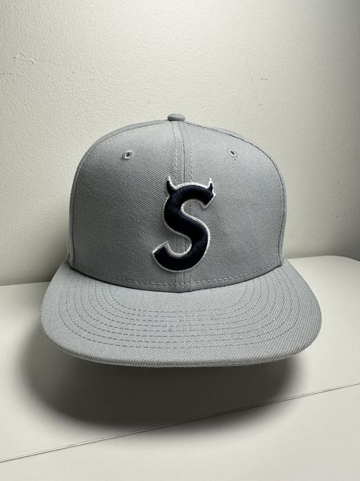 取り寄せ supreme × New Era デビル S logo Cap - 帽子