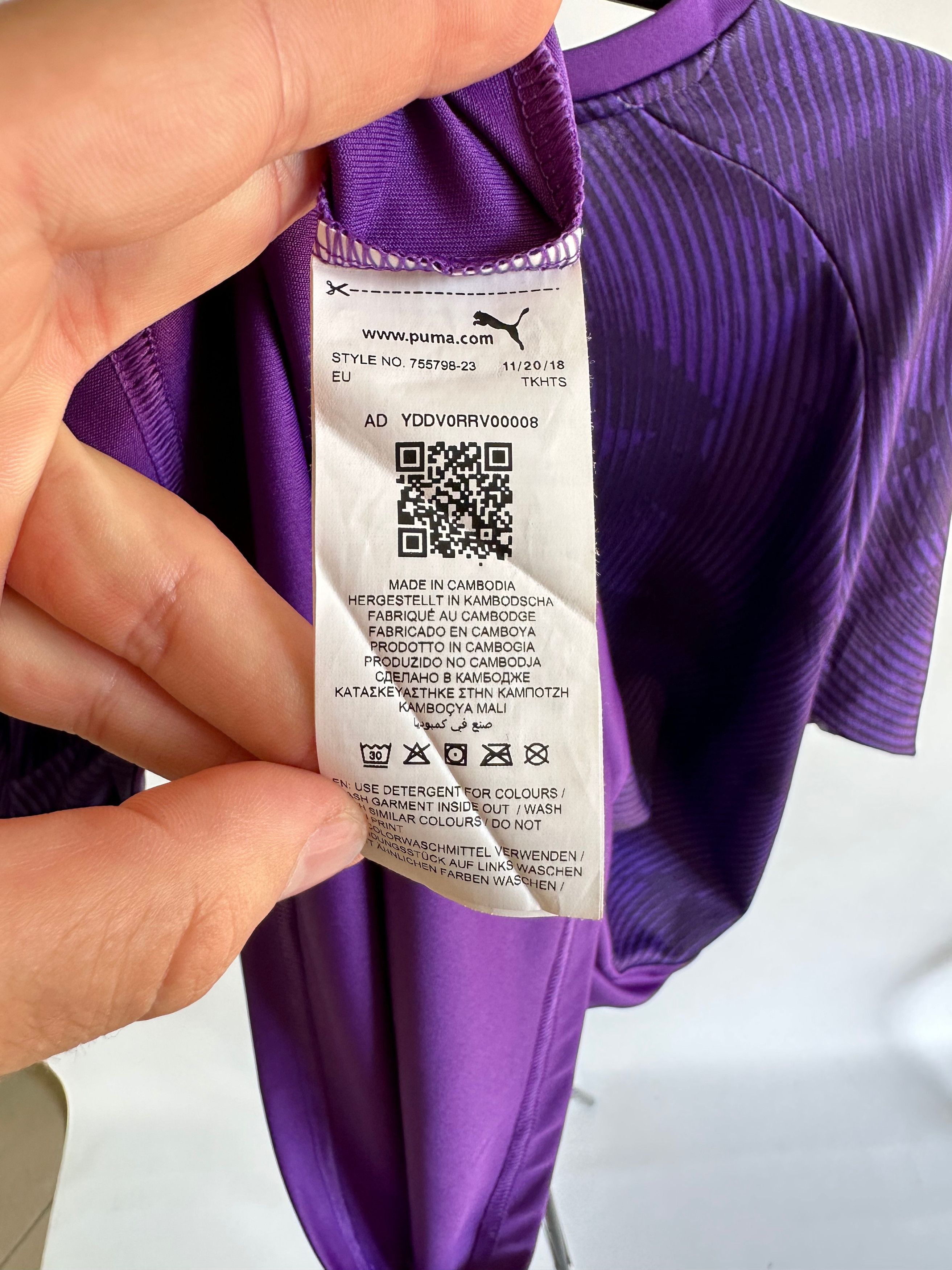 Puma 2019 - 20 PUMA MANCHESTER CITY Training Jersey Soccer Size US M / EU 48-50 / 2 - 11 Thumbnail